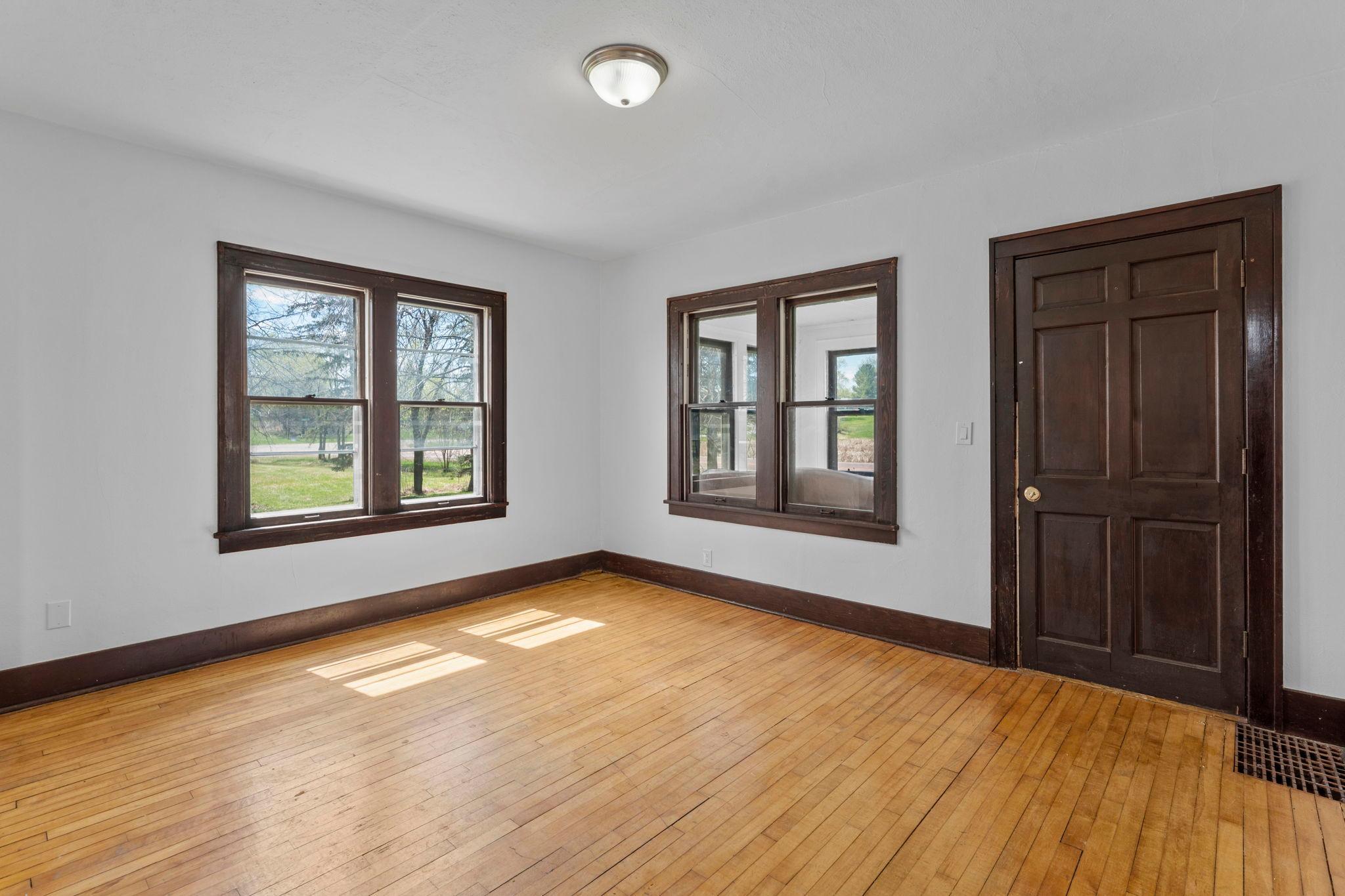 7310 Rolling Hills Road Property Photo 7