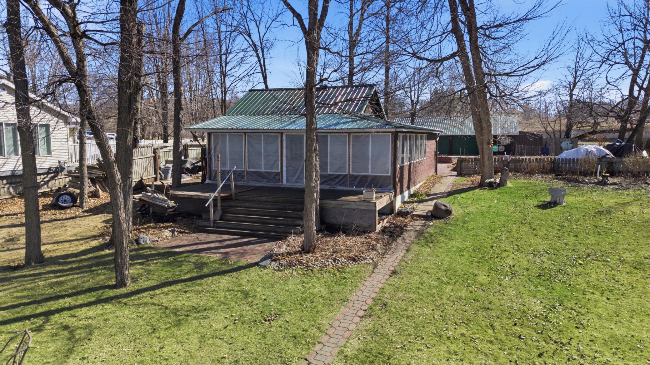 1250 E Shore Drive Property Photo 22