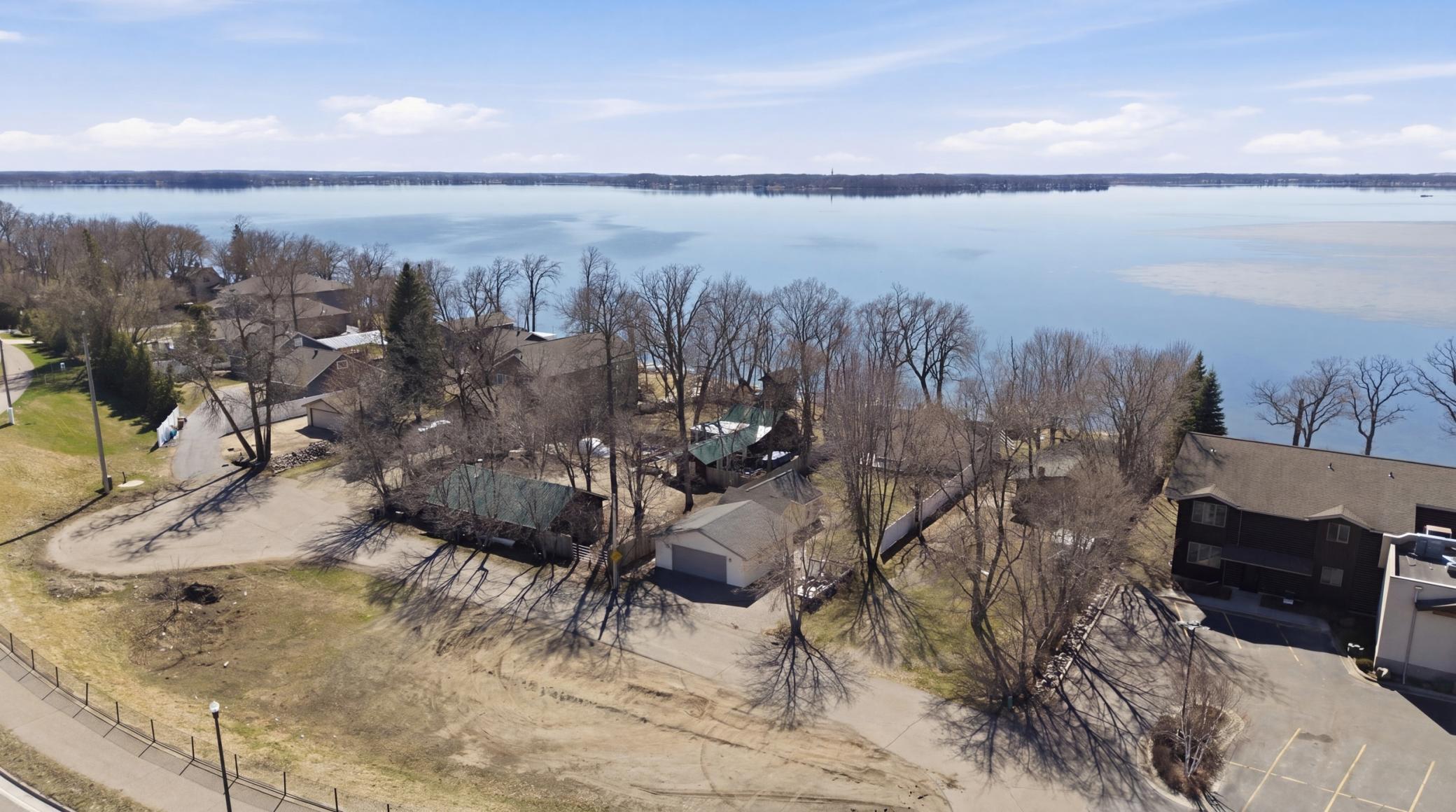 1250 E Shore Drive Property Photo 28