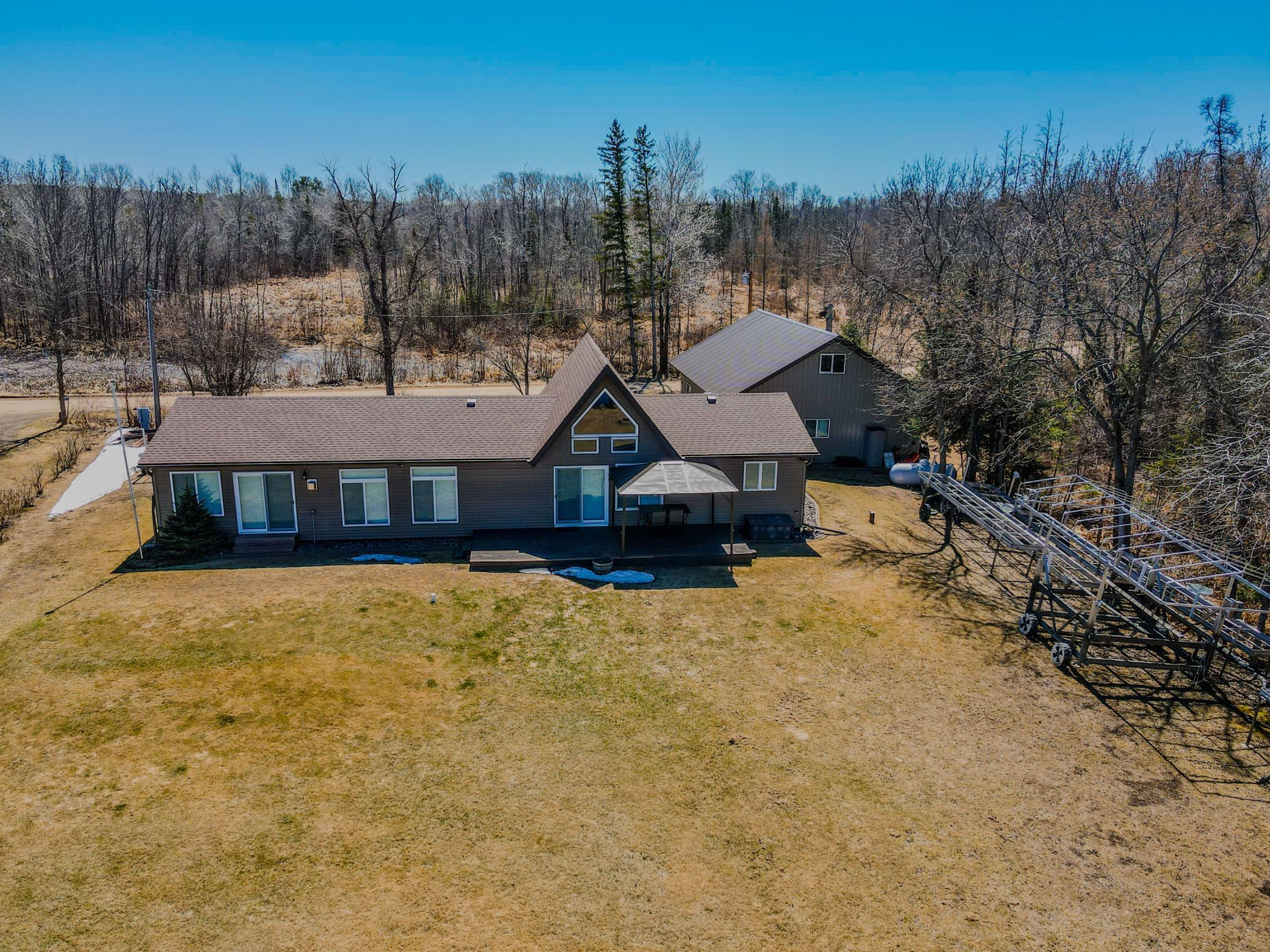 46840 Foss Road Property Photo 2