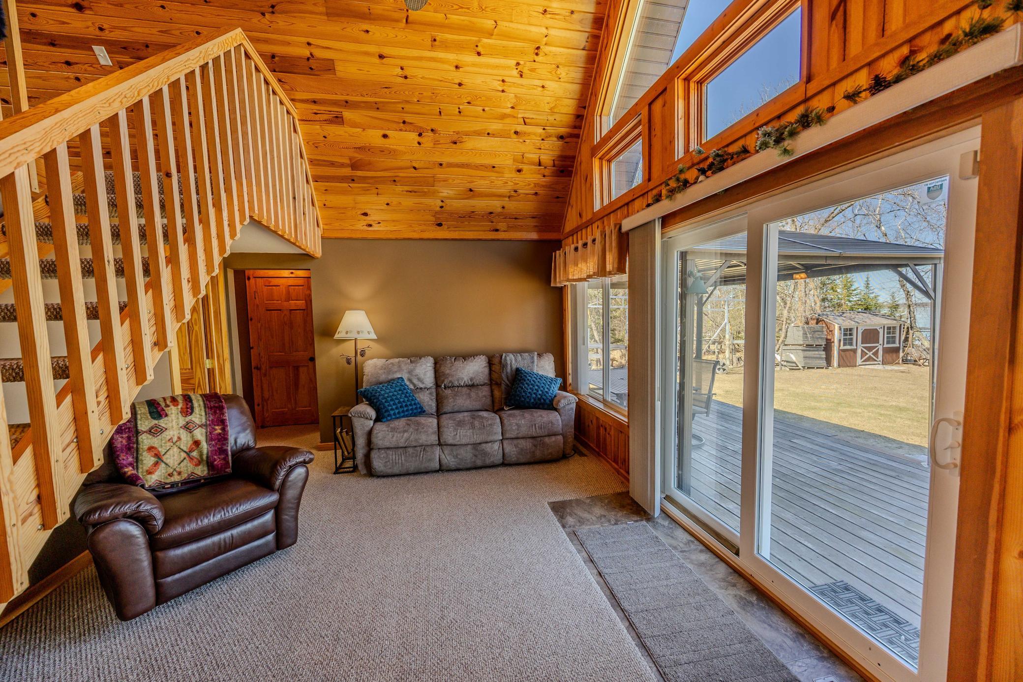 46840 Foss Road Property Photo 6