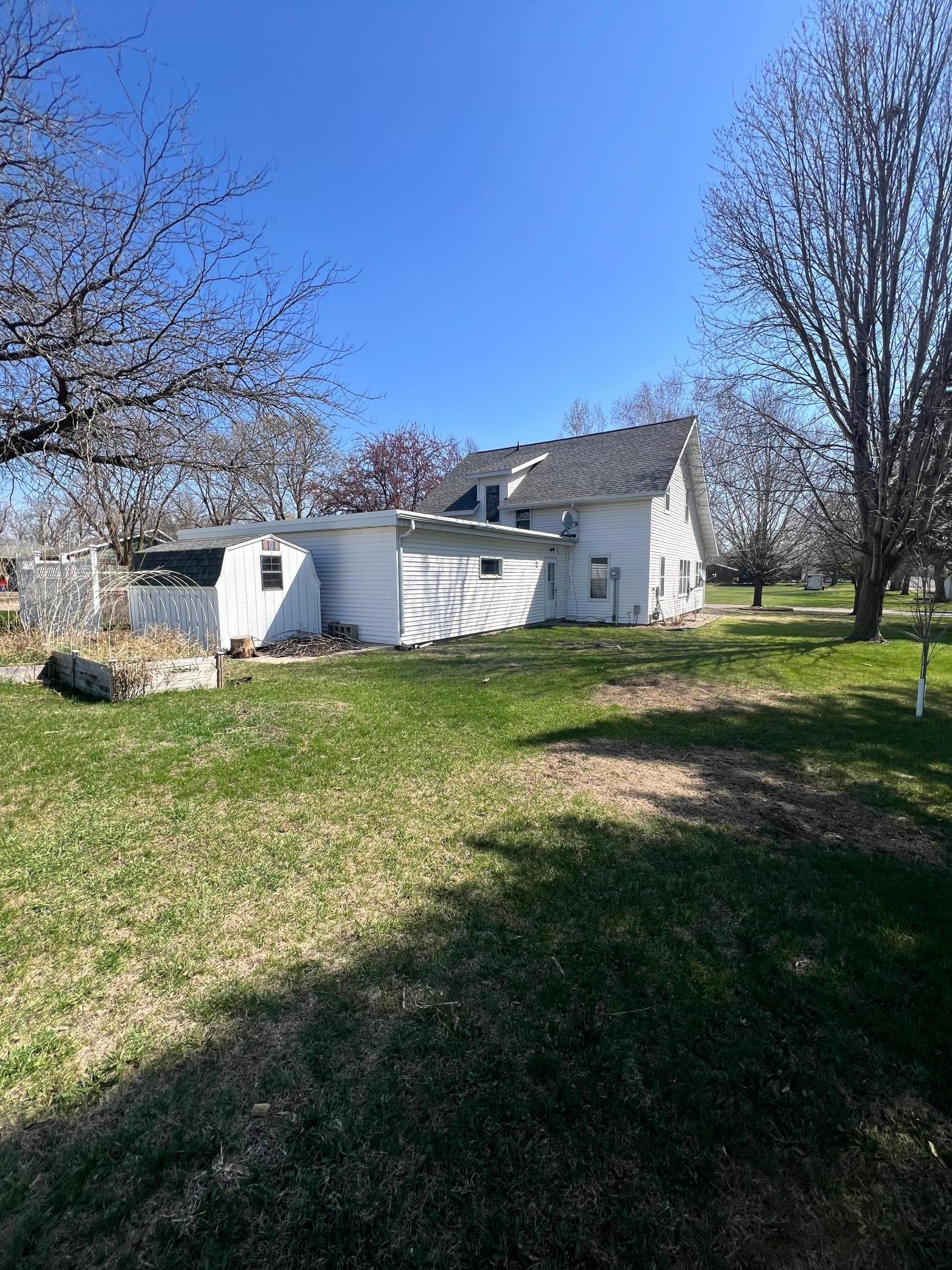 521 9th Avenue Property Photo 4