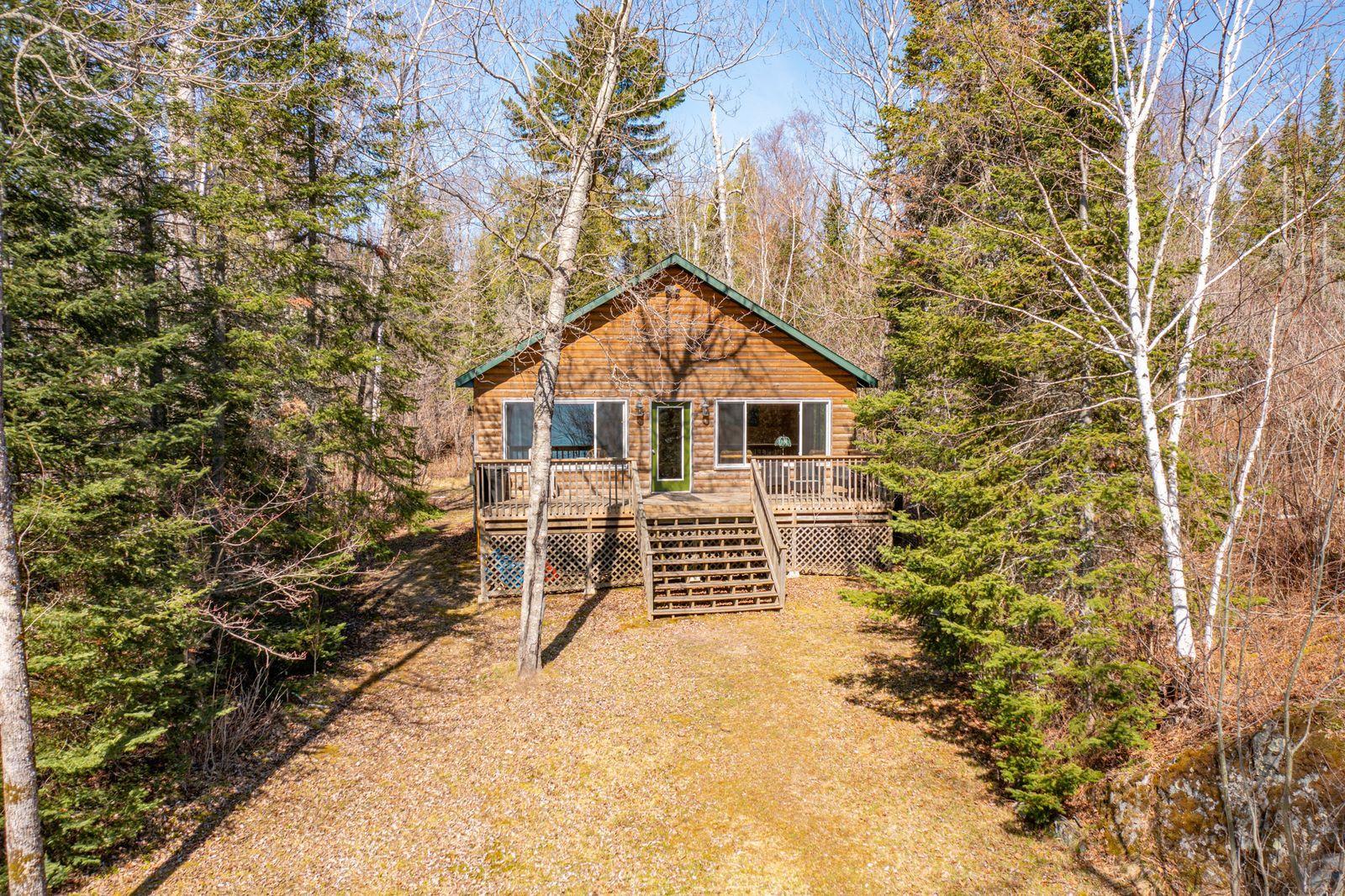 5327 Pine Island N Property Photo 14