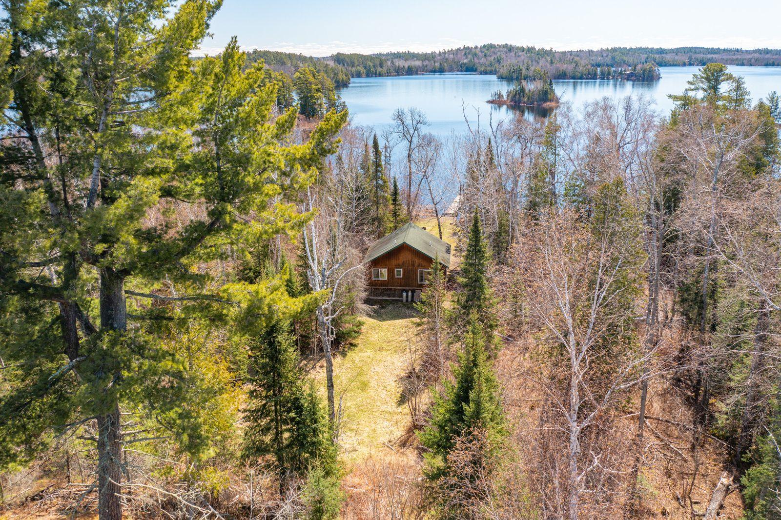 5327 Pine Island N Property Photo 18