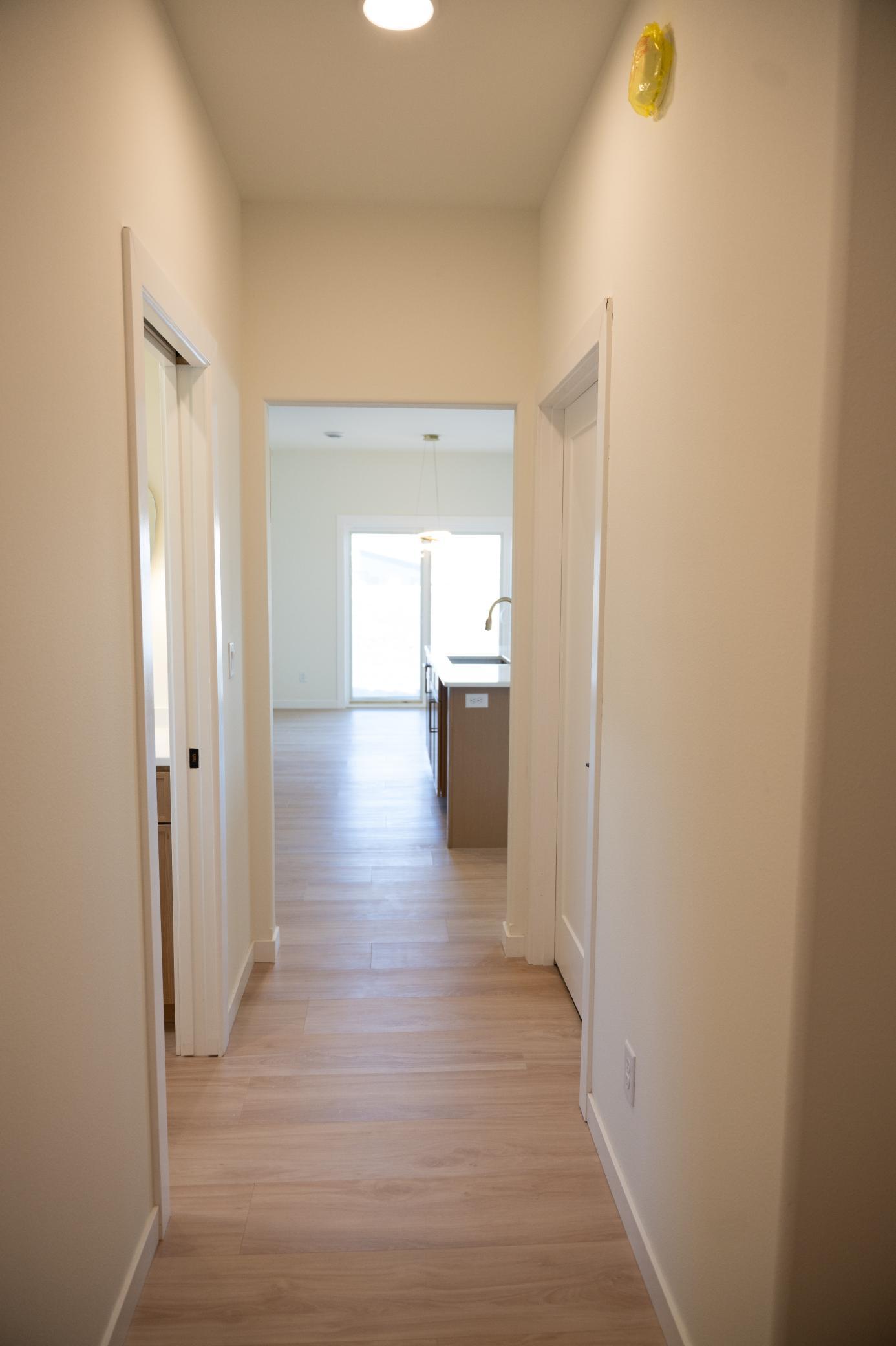 1002 Albert Drive W Property Photo 11