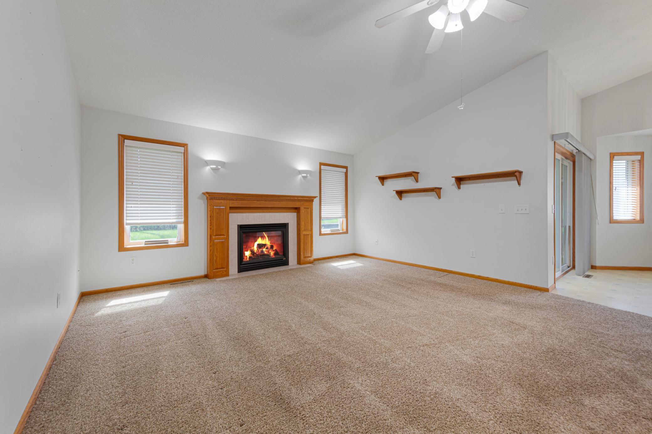 949 Rice Street Property Photo 11