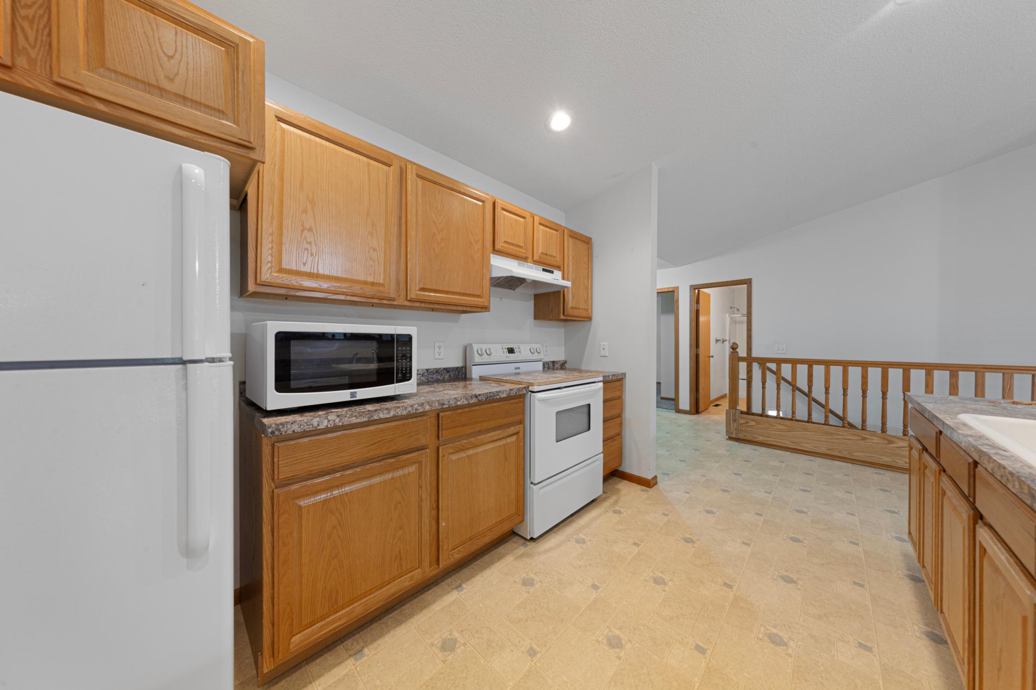 949 Rice Street Property Photo 16