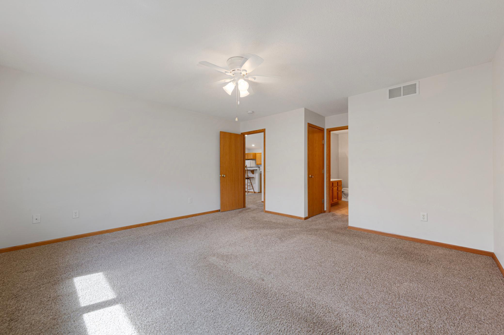 949 Rice Street Property Photo 29