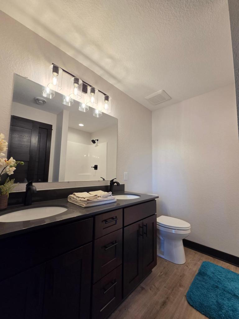 240 Henry Circle Property Photo 15