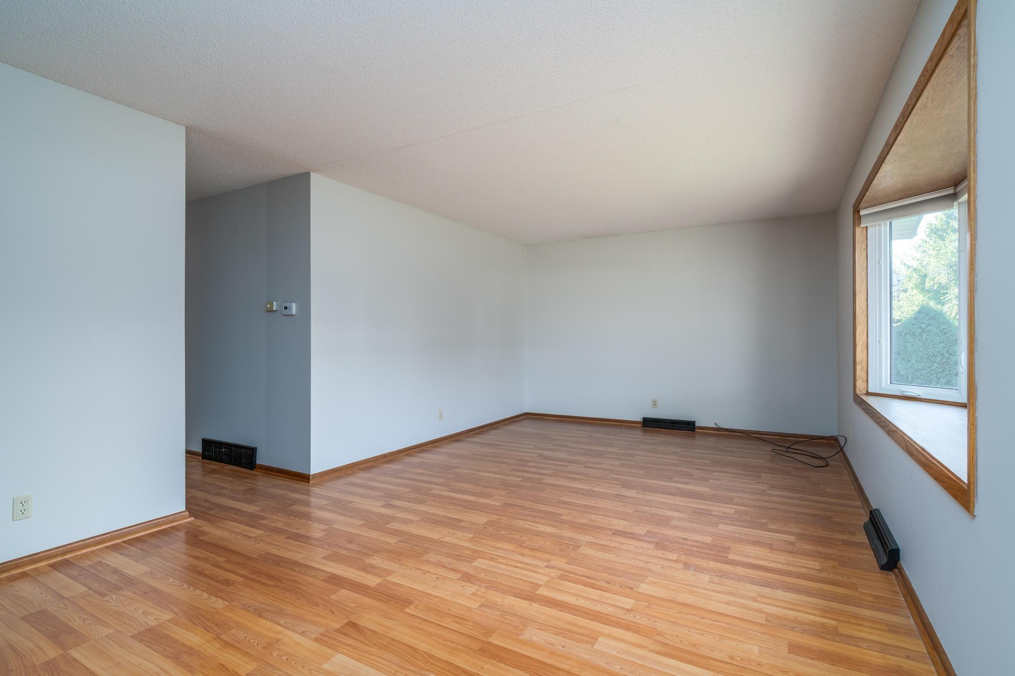 305 Euclid Avenue Property Photo 3