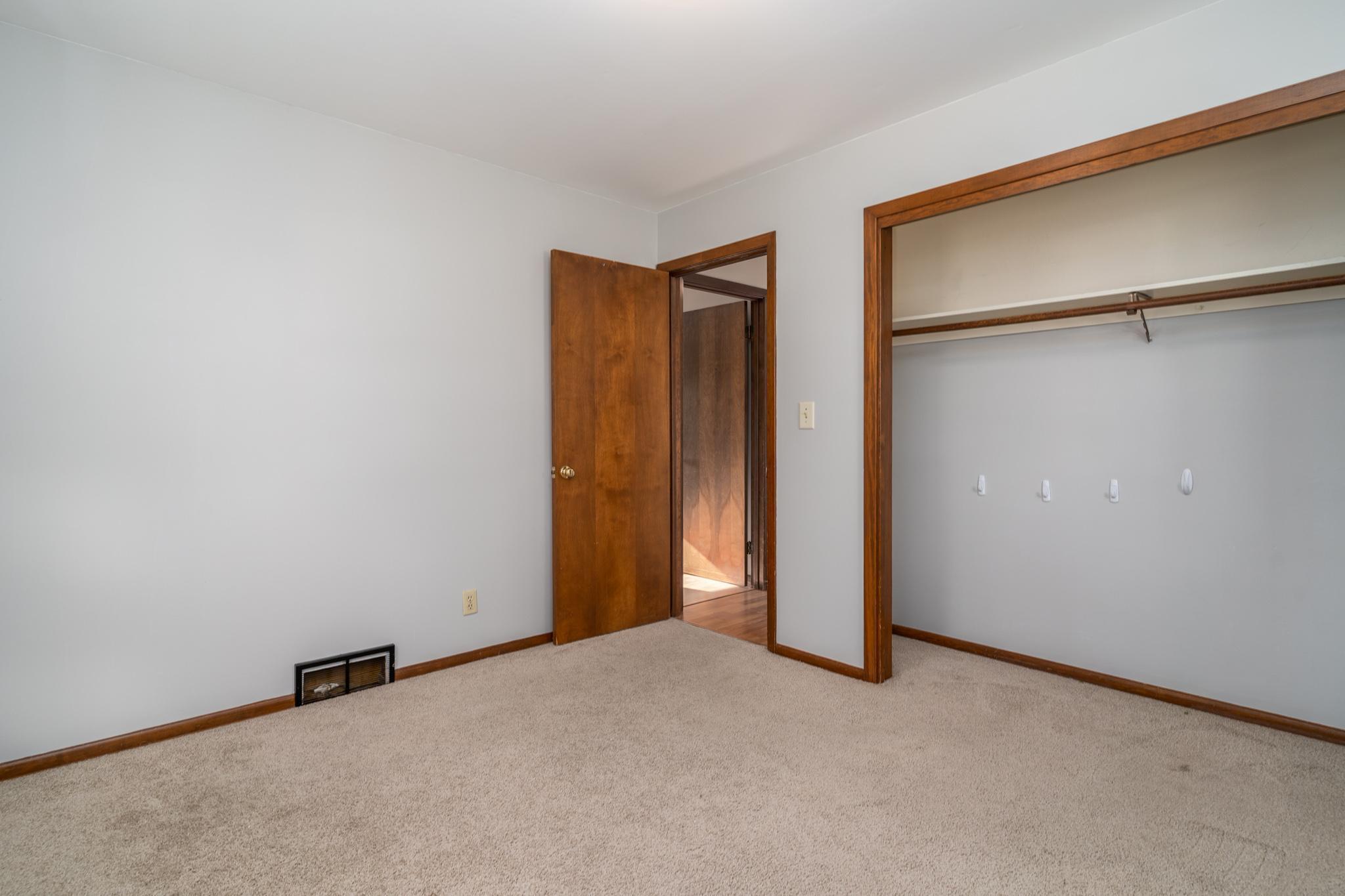 305 Euclid Avenue Property Photo 17