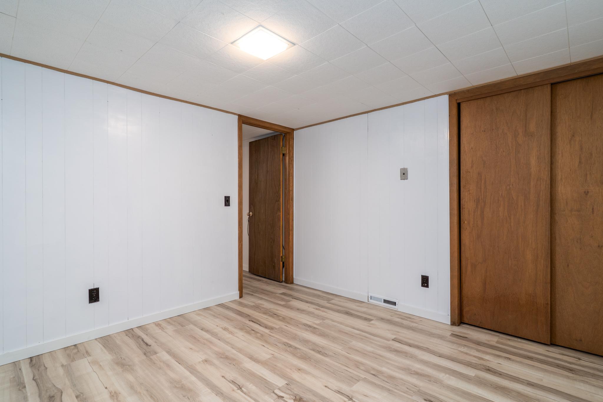 305 Euclid Avenue Property Photo 24