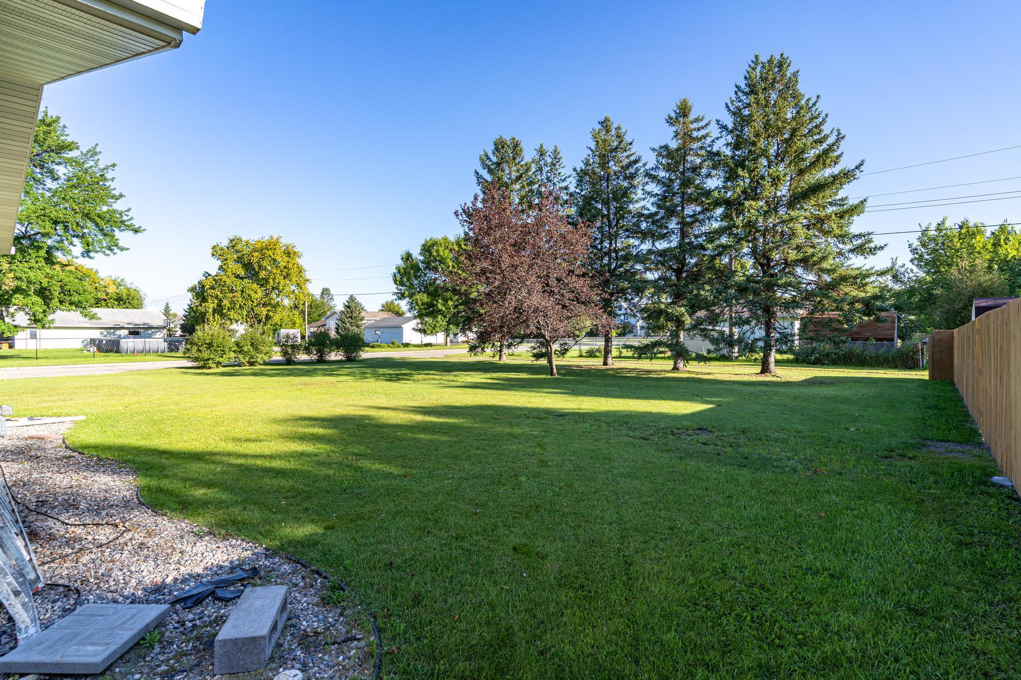 305 Euclid Avenue Property Photo 33