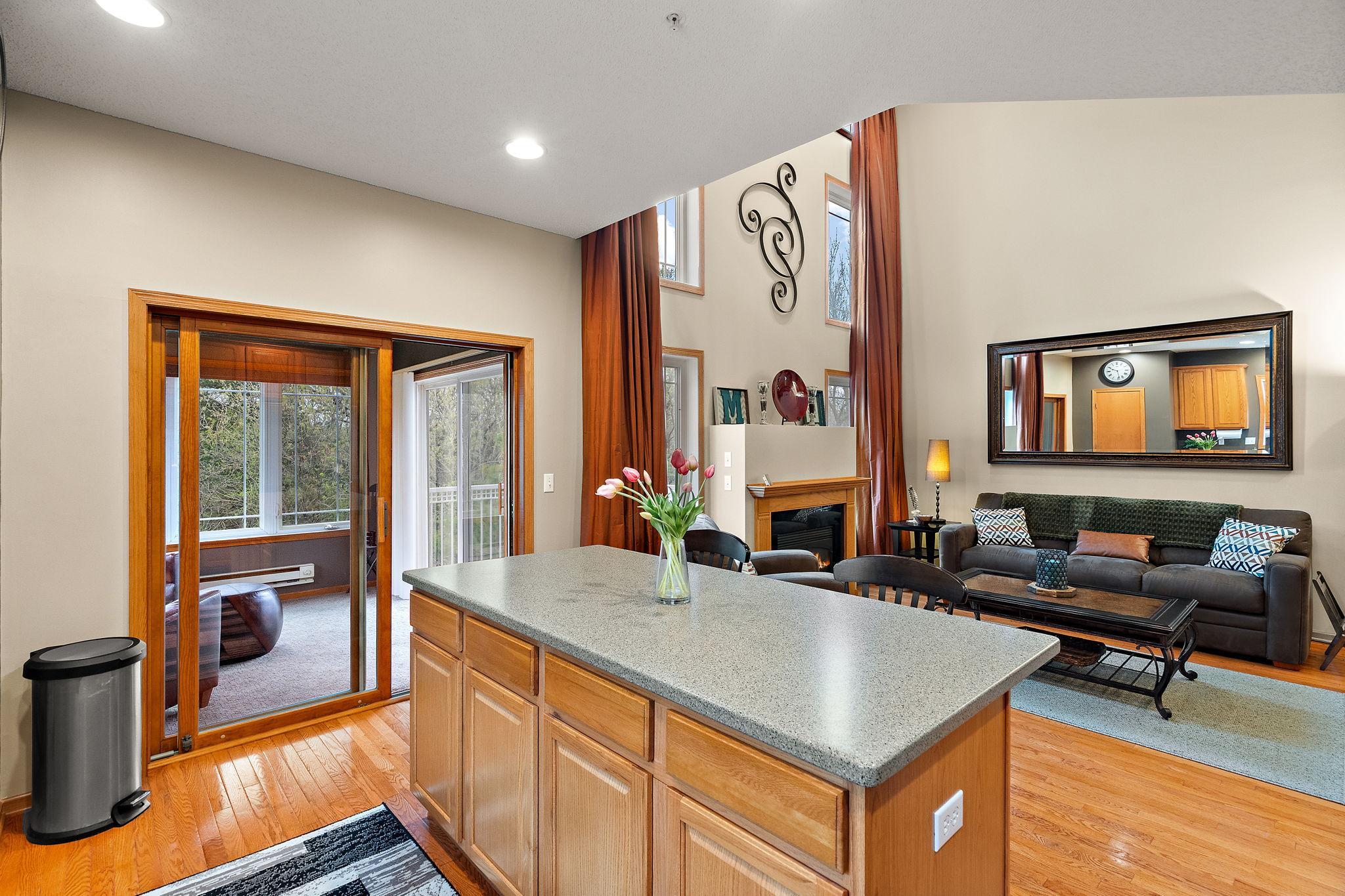15569 Lilac Drive Property Photo 13