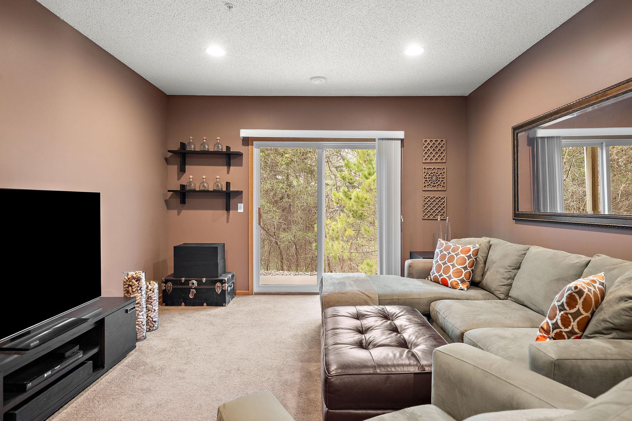 15569 Lilac Drive Property Photo 39