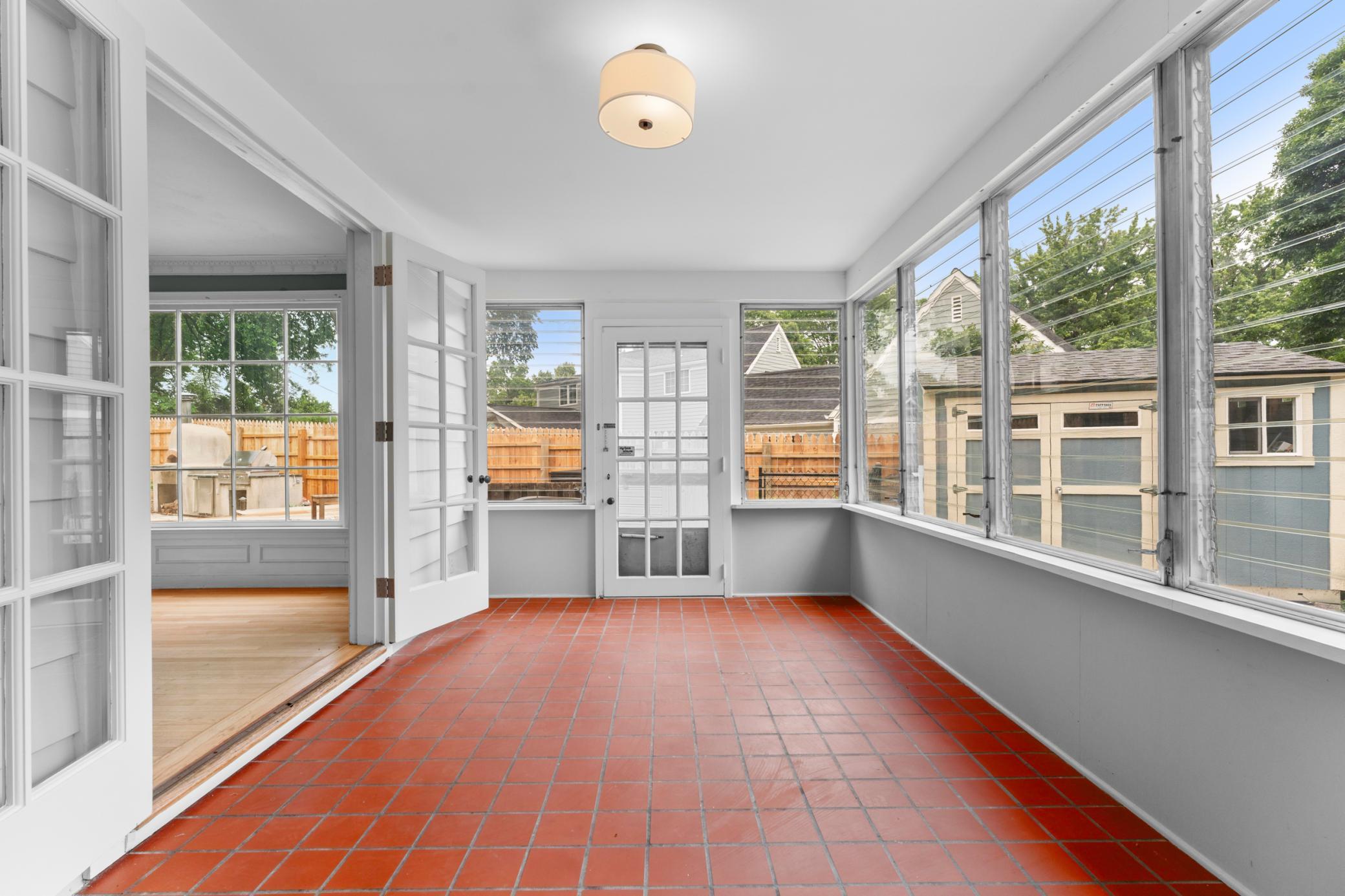 1118 Plummer Circle Sw Property Photo 11