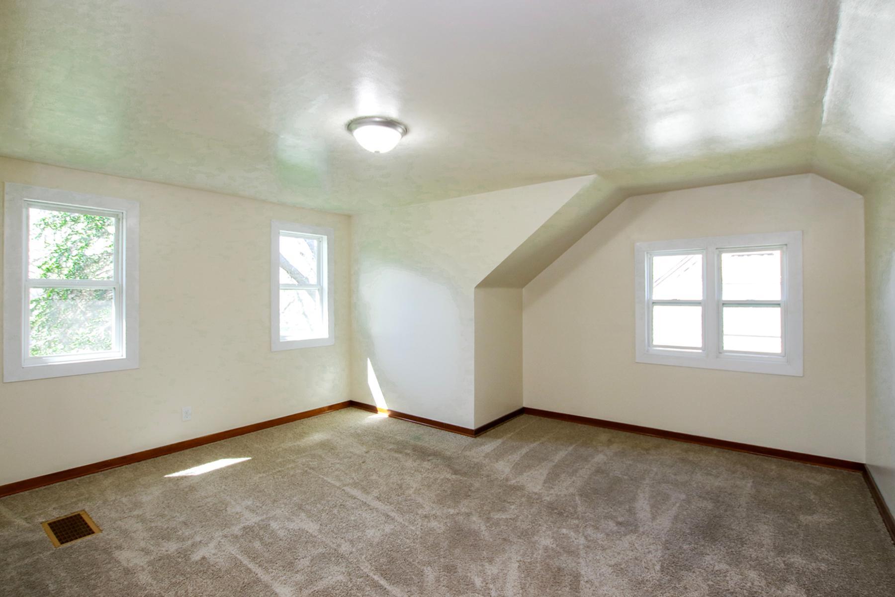 426 Main Street Property Photo 14
