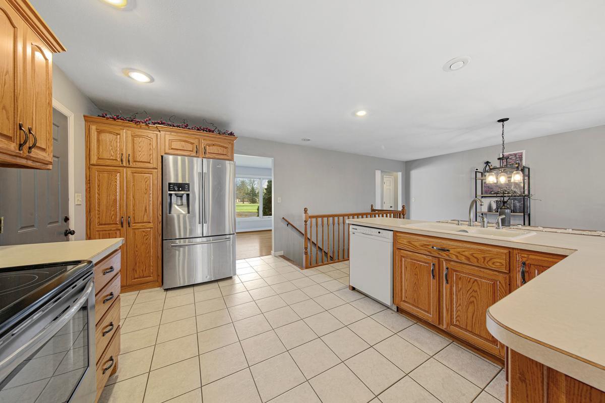 101 Mapleridge Drive Property Photo 16
