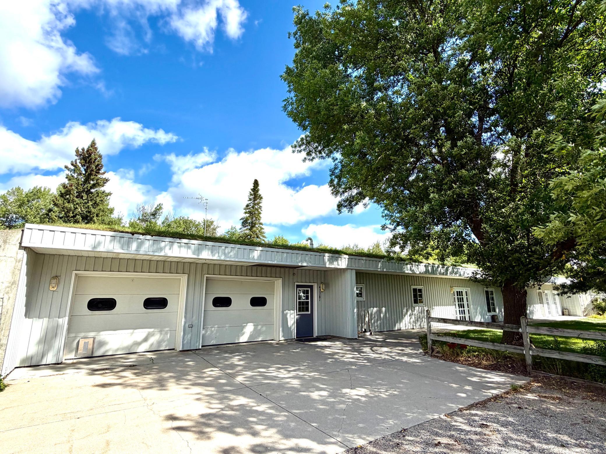 43381 State Highway 11 Property Photo 1