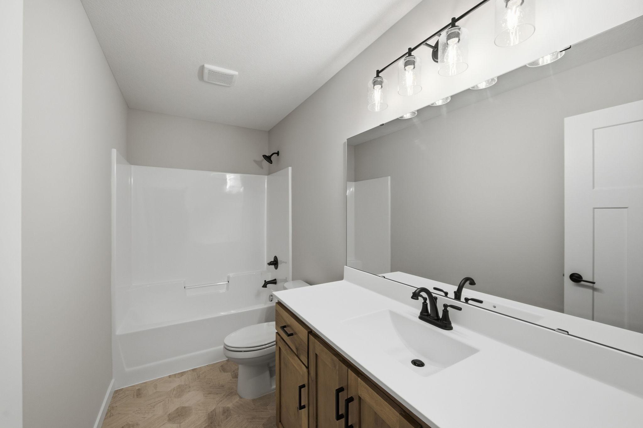 413 Bluebird Street Property Photo 13
