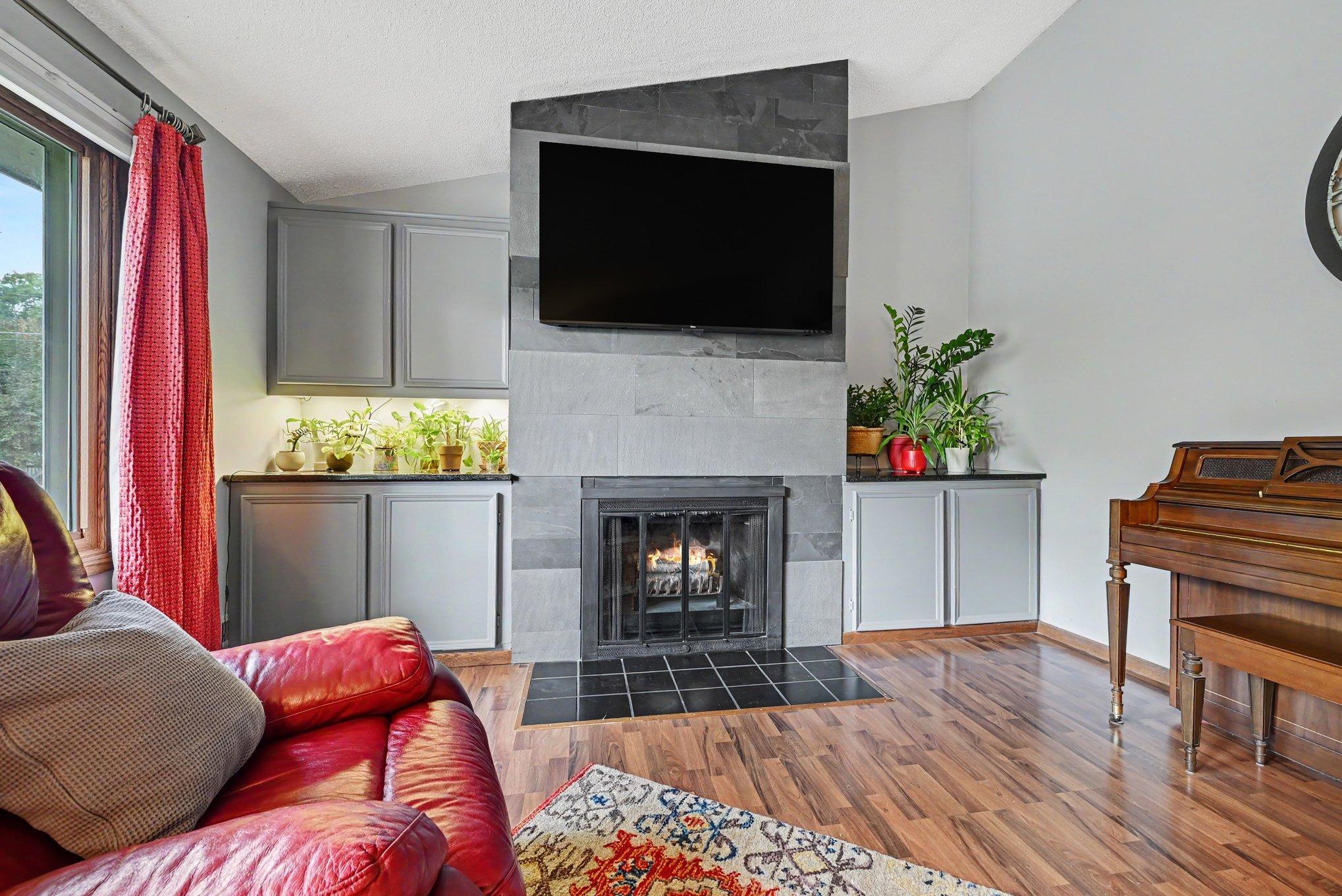 4932 Hanover Road Property Photo 4