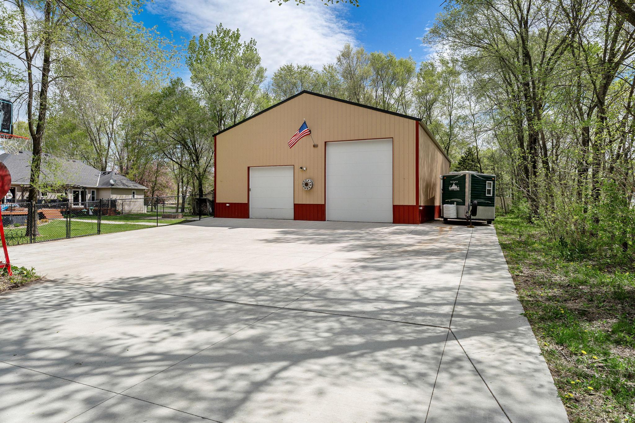 6370 232nd Street W Property Photo 10