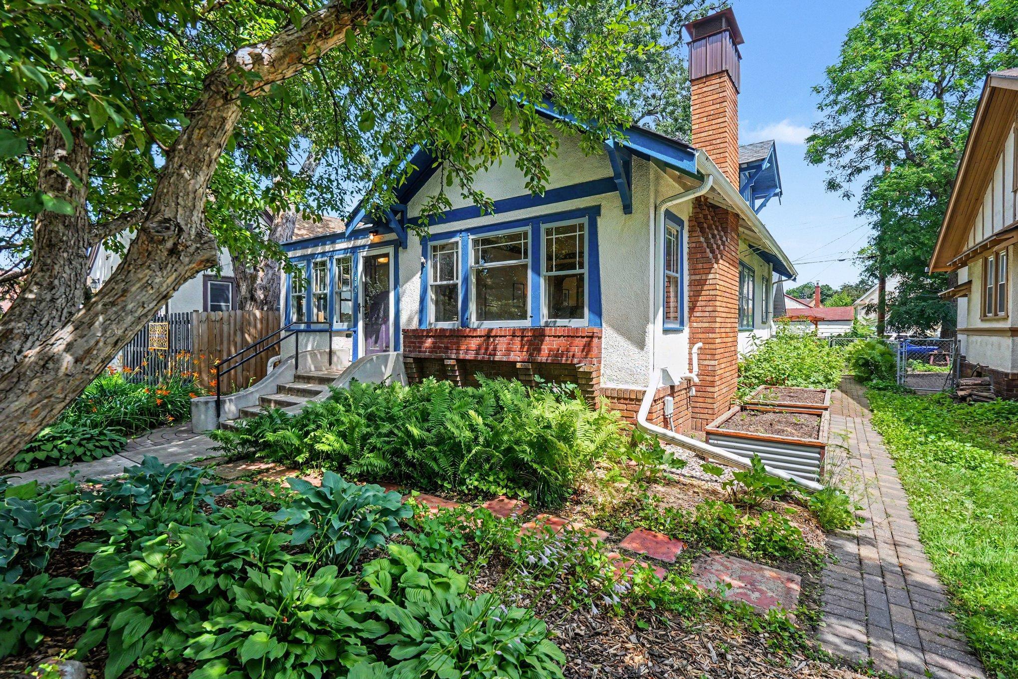4605 Portland Avenue Property Photo 1