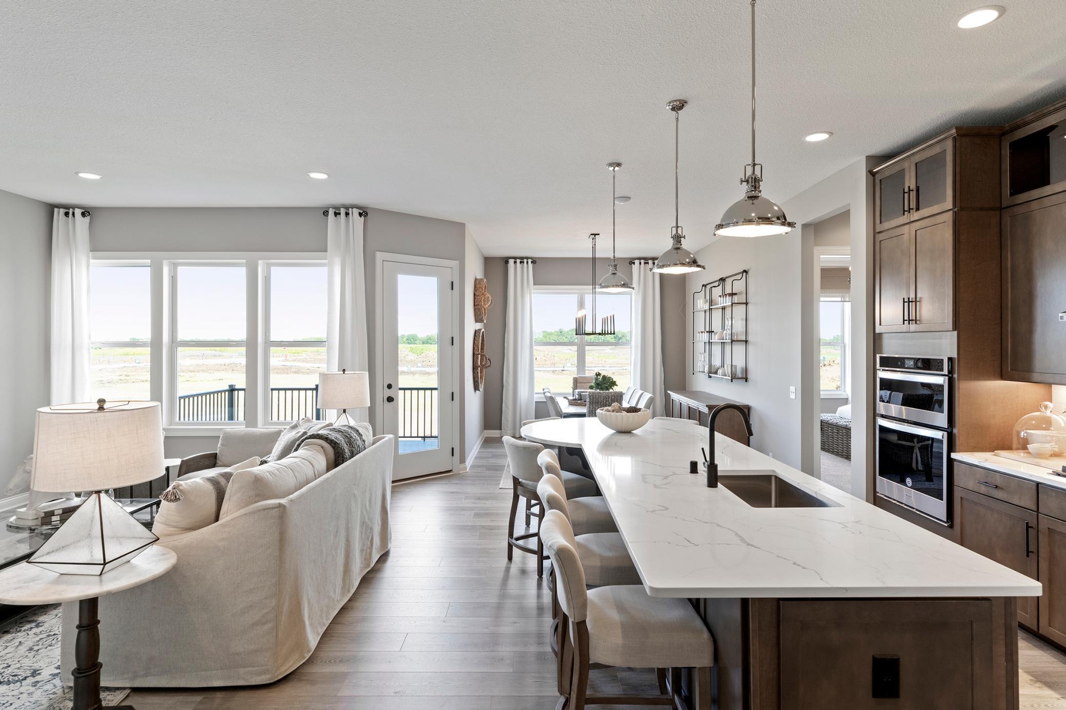 19101 101st Place Property Photo 8