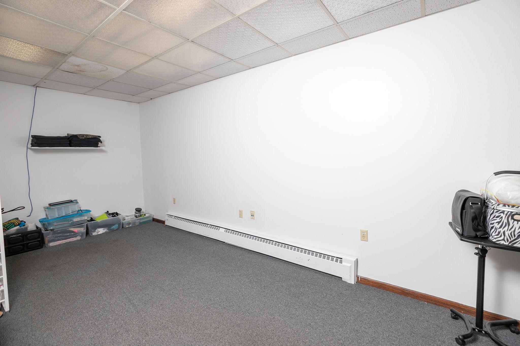 307 E Center Street Property Photo 12
