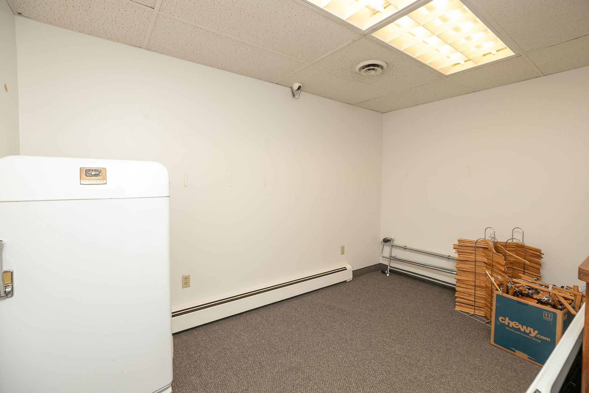 307 E Center Street Property Photo 26