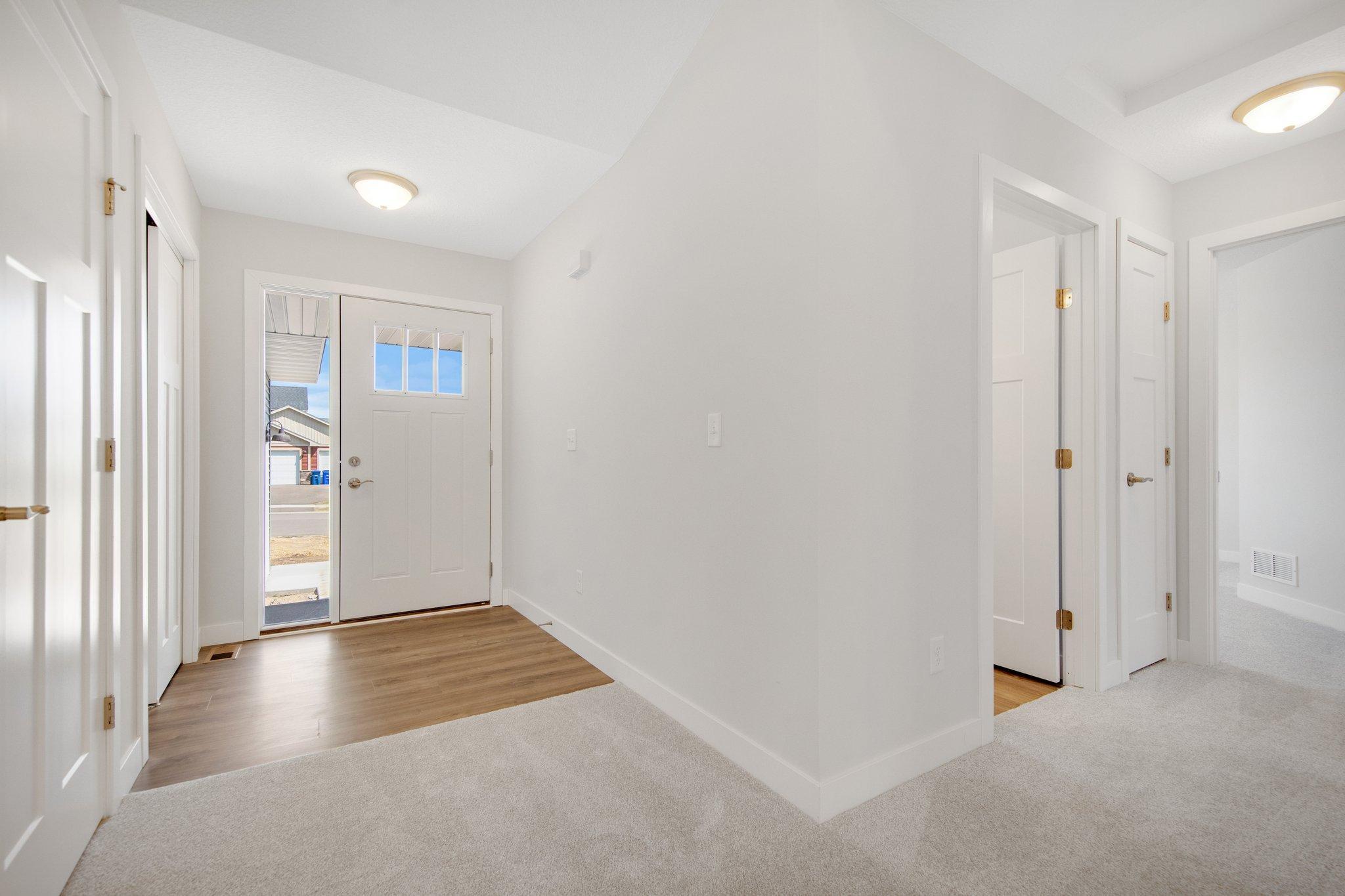 873 Sutherland Street Property Photo 13