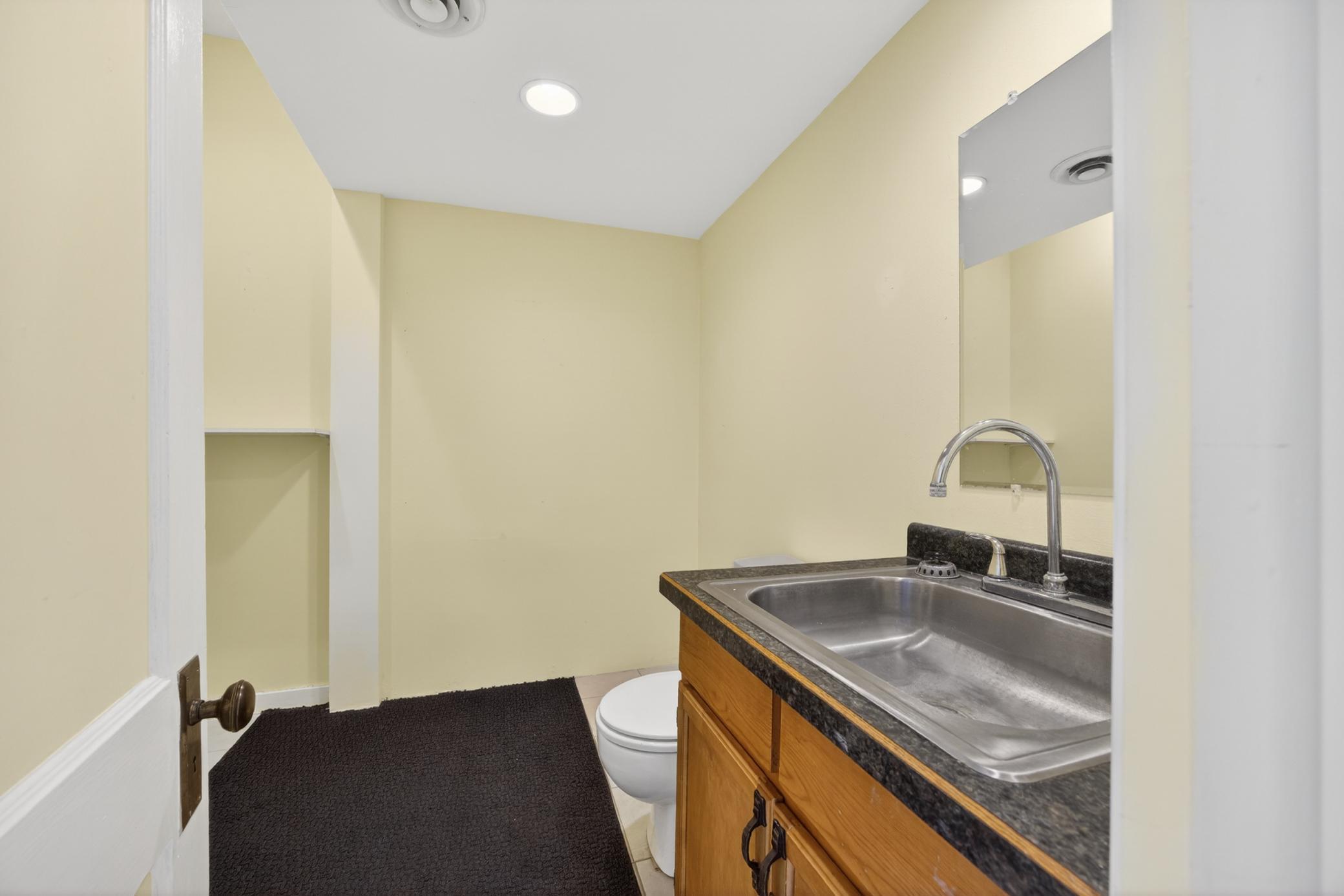 117 N Main Street Property Photo 6