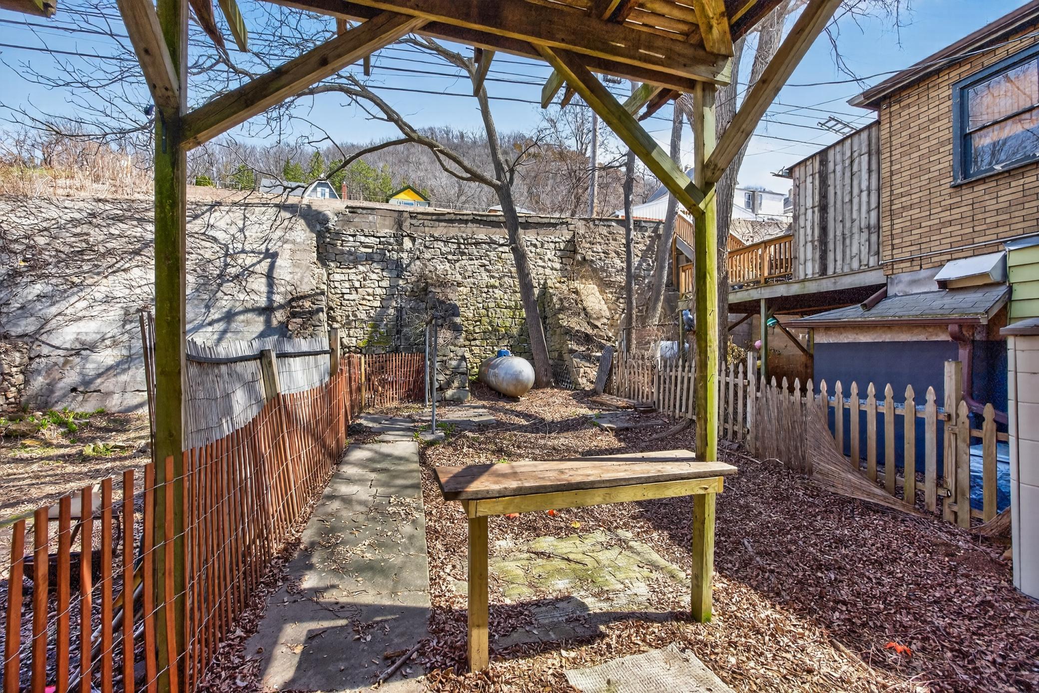 117 N Main Street Property Photo 17