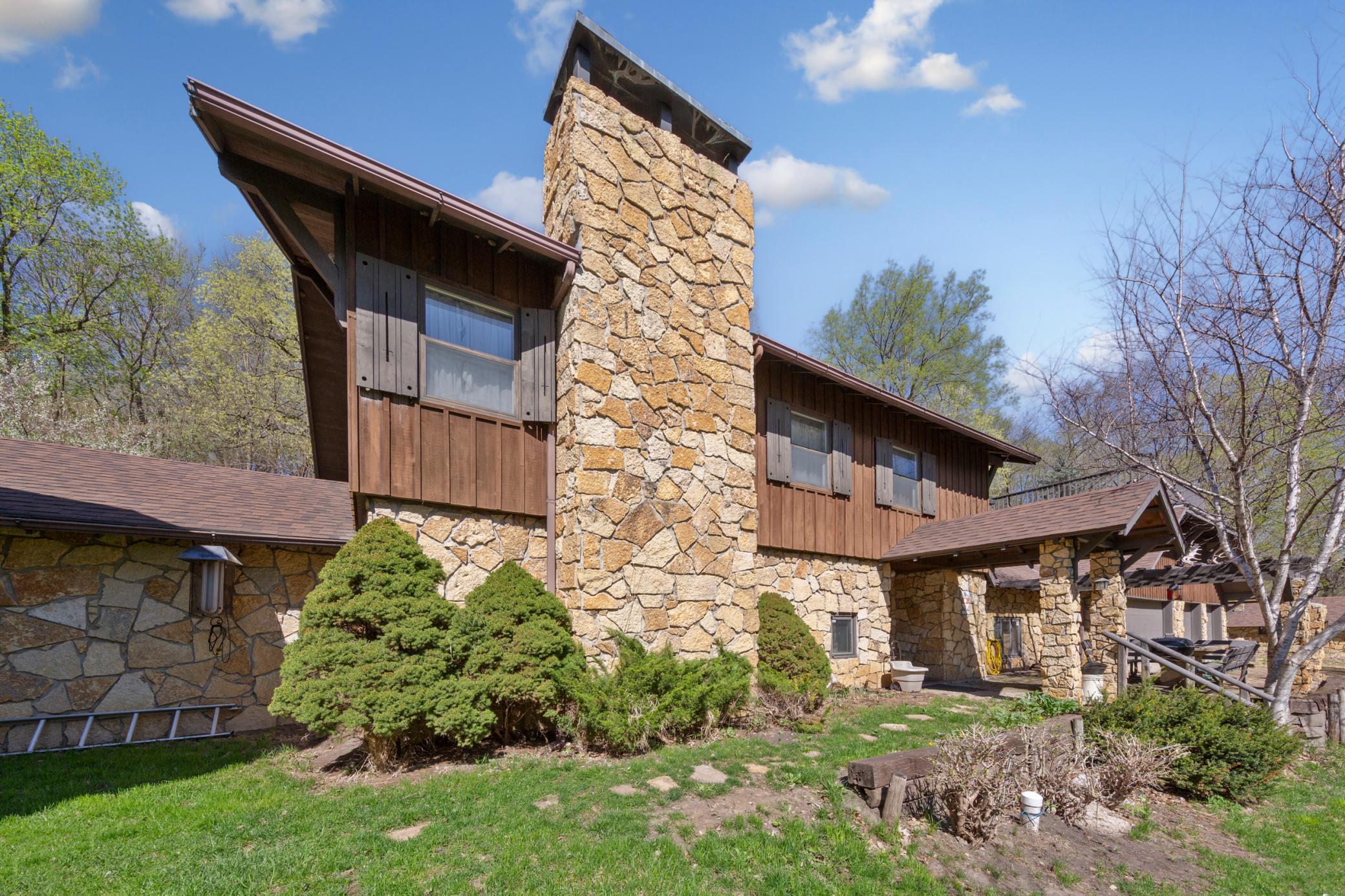 38630 Us Highway 169 Property Photo 2