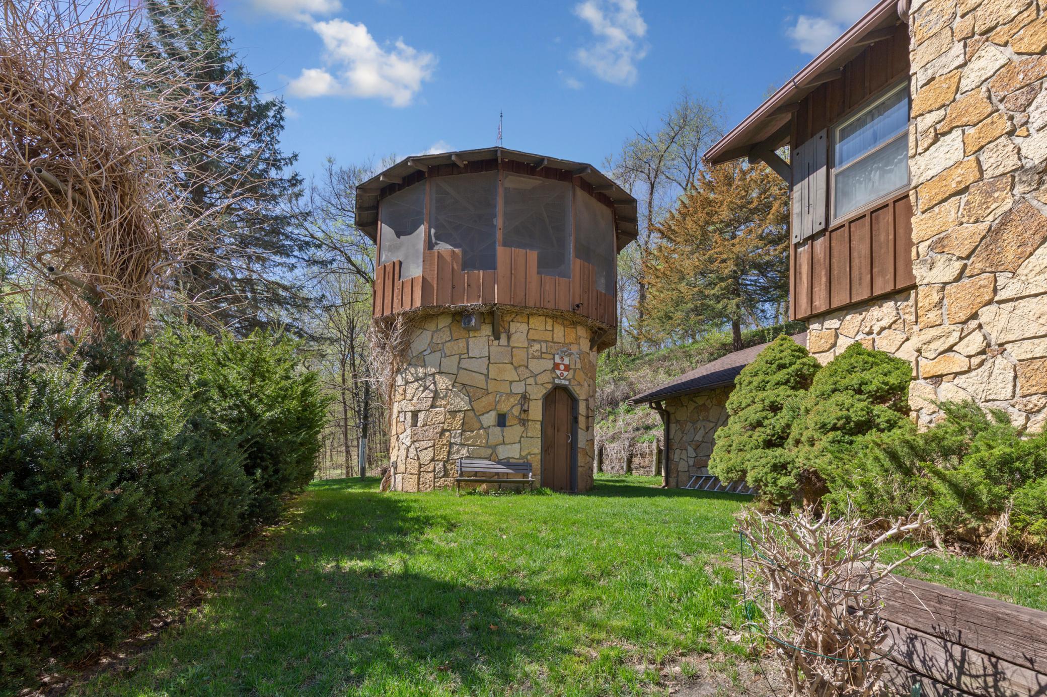 38630 Us Highway 169 Property Photo 8
