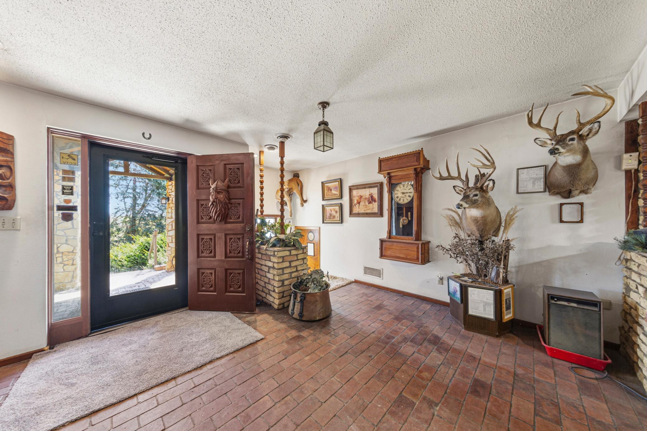 38630 Us Highway 169 Property Photo 22