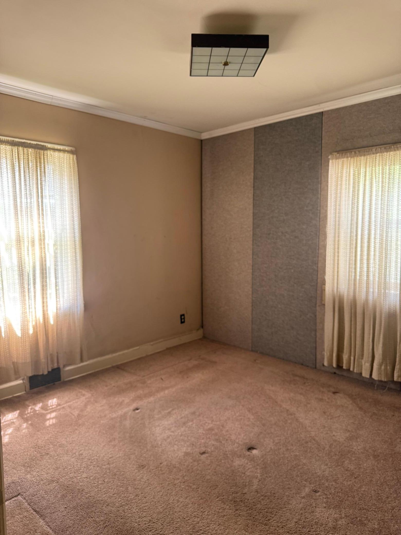 21 4th Street Property Photo 13