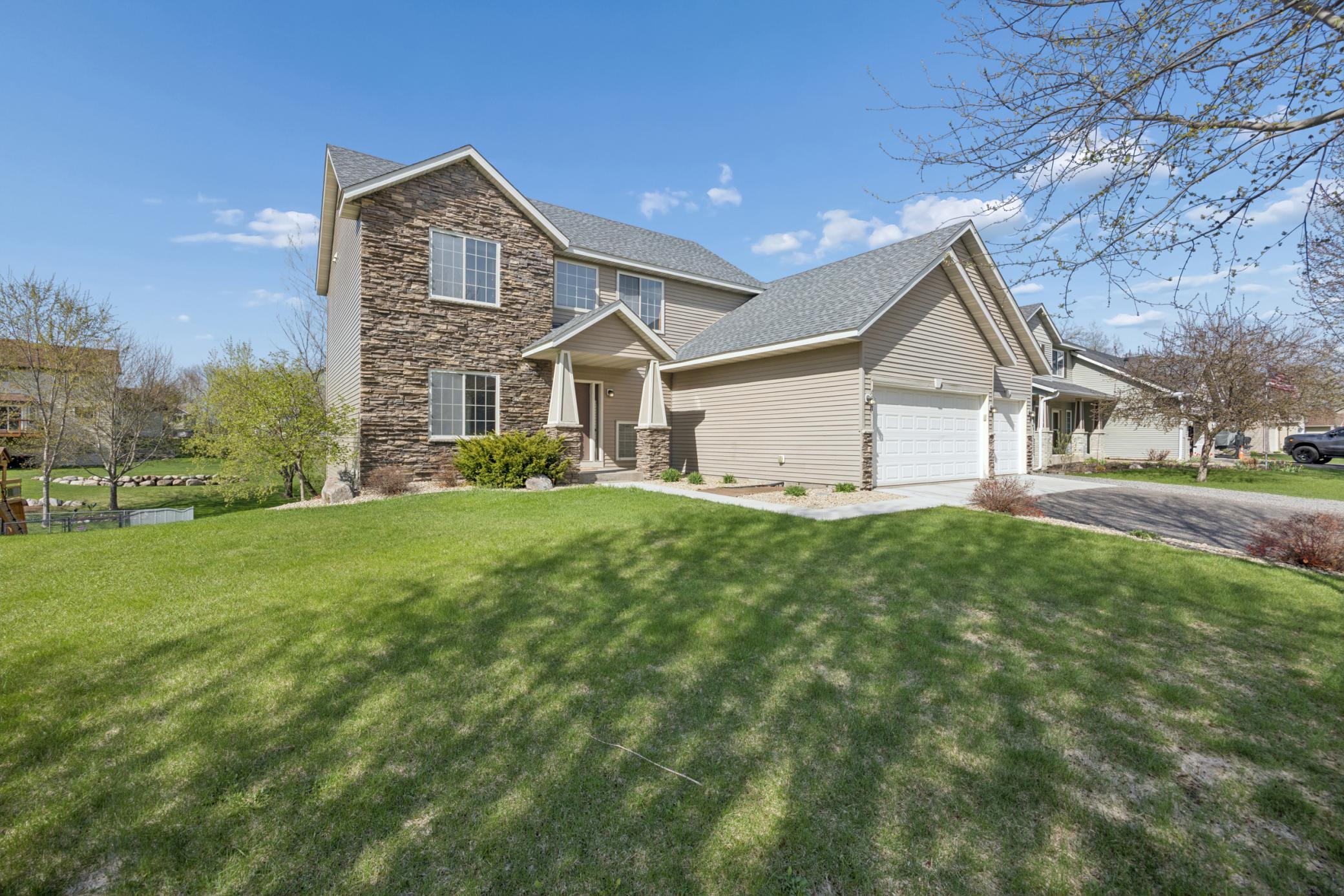 6657 E Oak Drive Property Photo 2