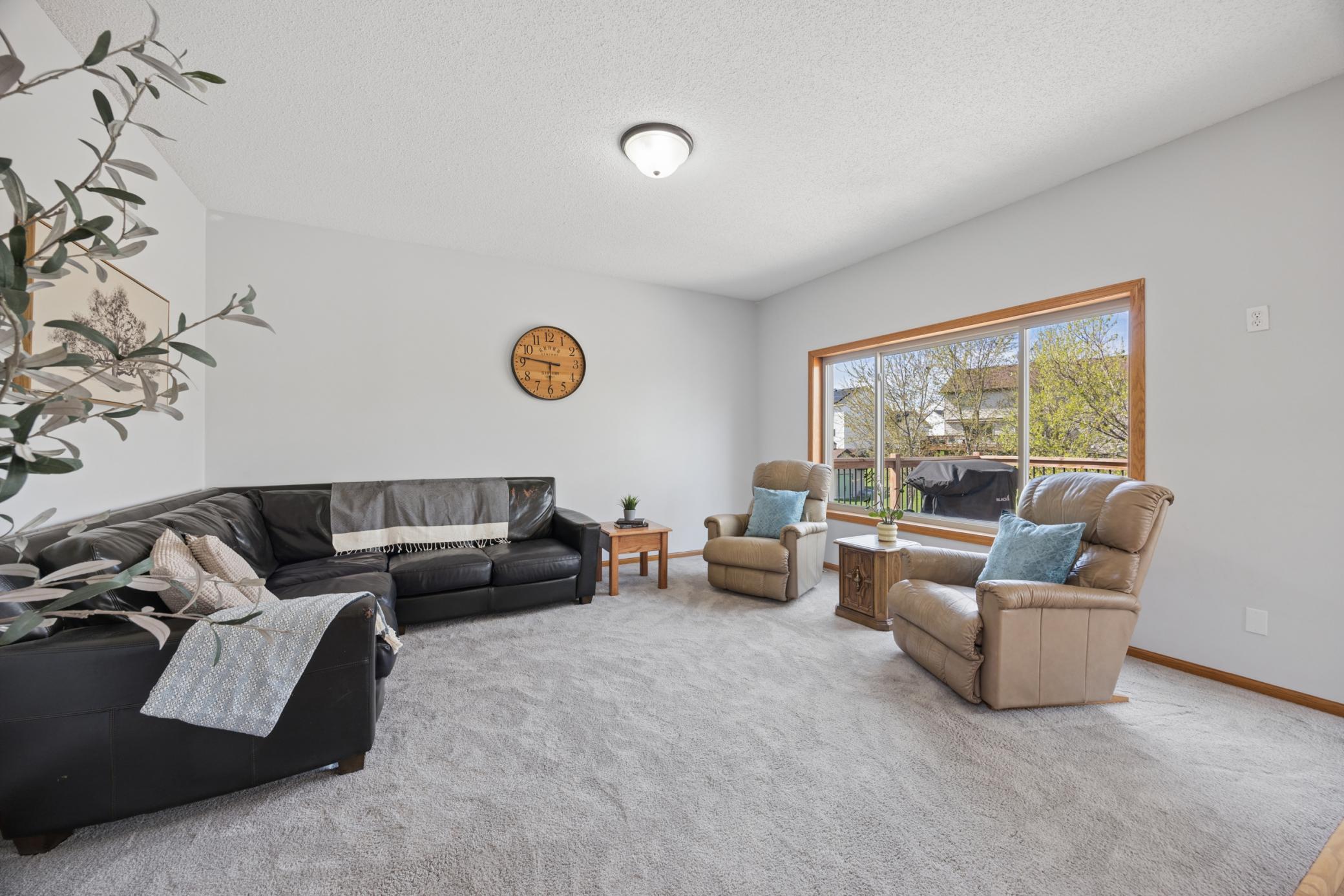 6657 E Oak Drive Property Photo 7