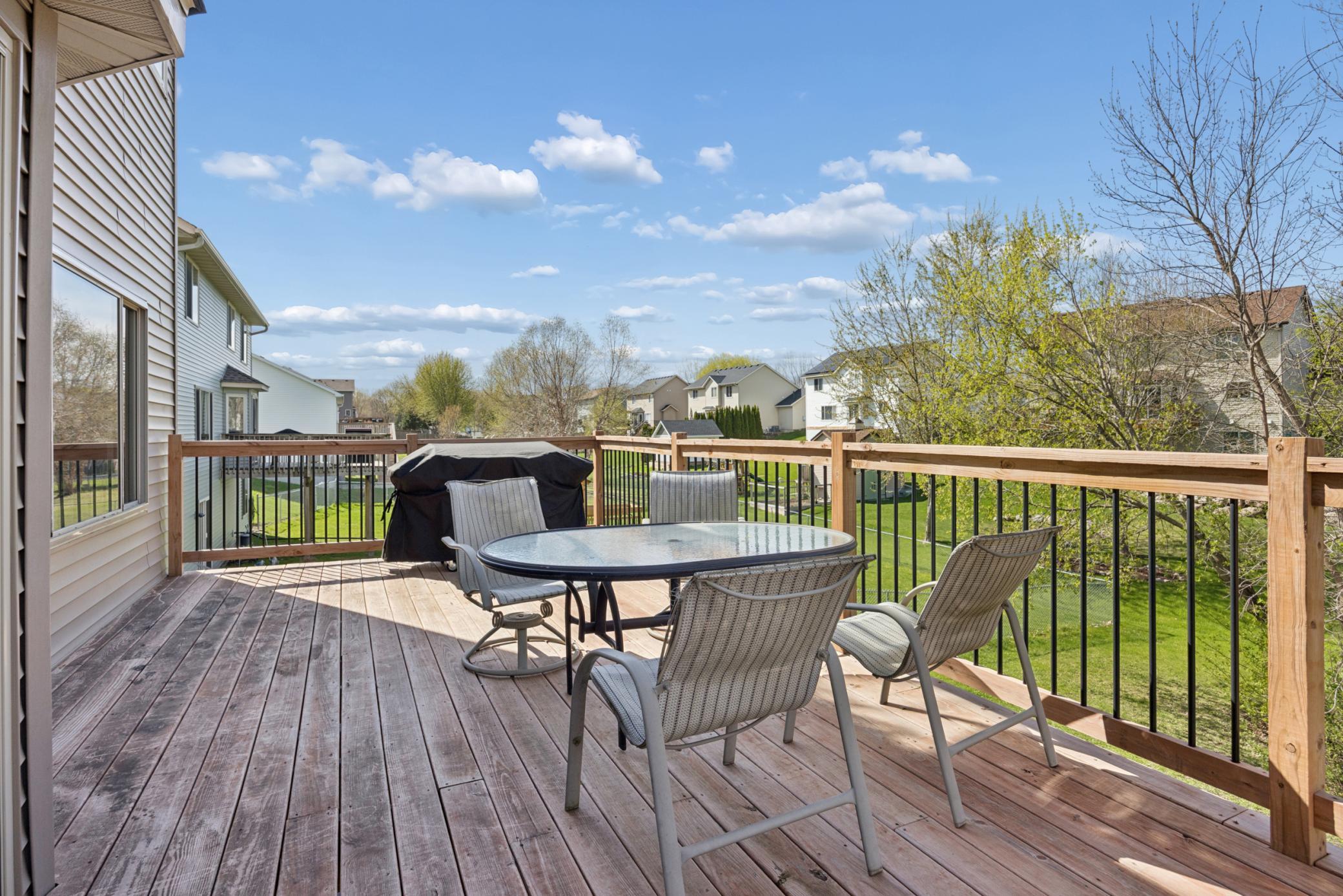 6657 E Oak Drive Property Photo 8