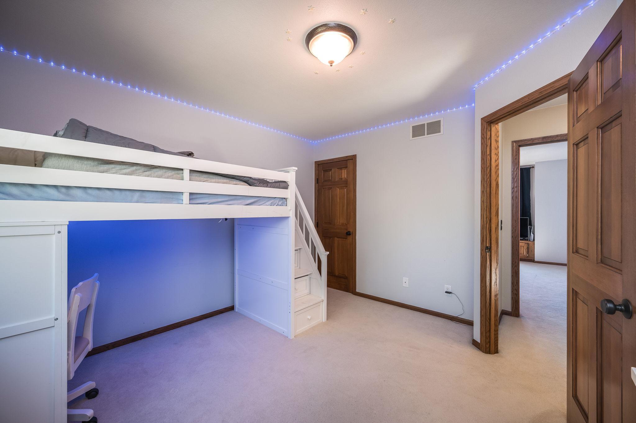 180 Joray Drive Property Photo 4