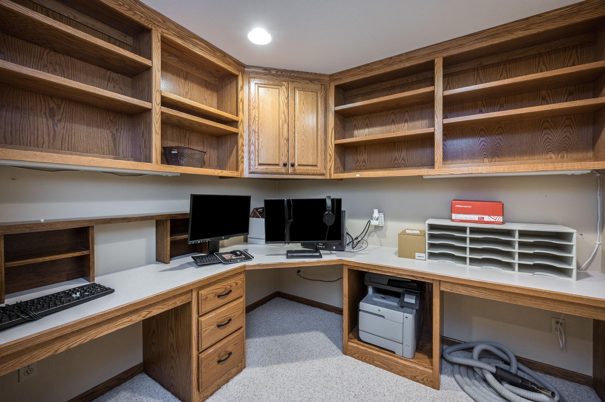 180 Joray Drive Property Photo 17