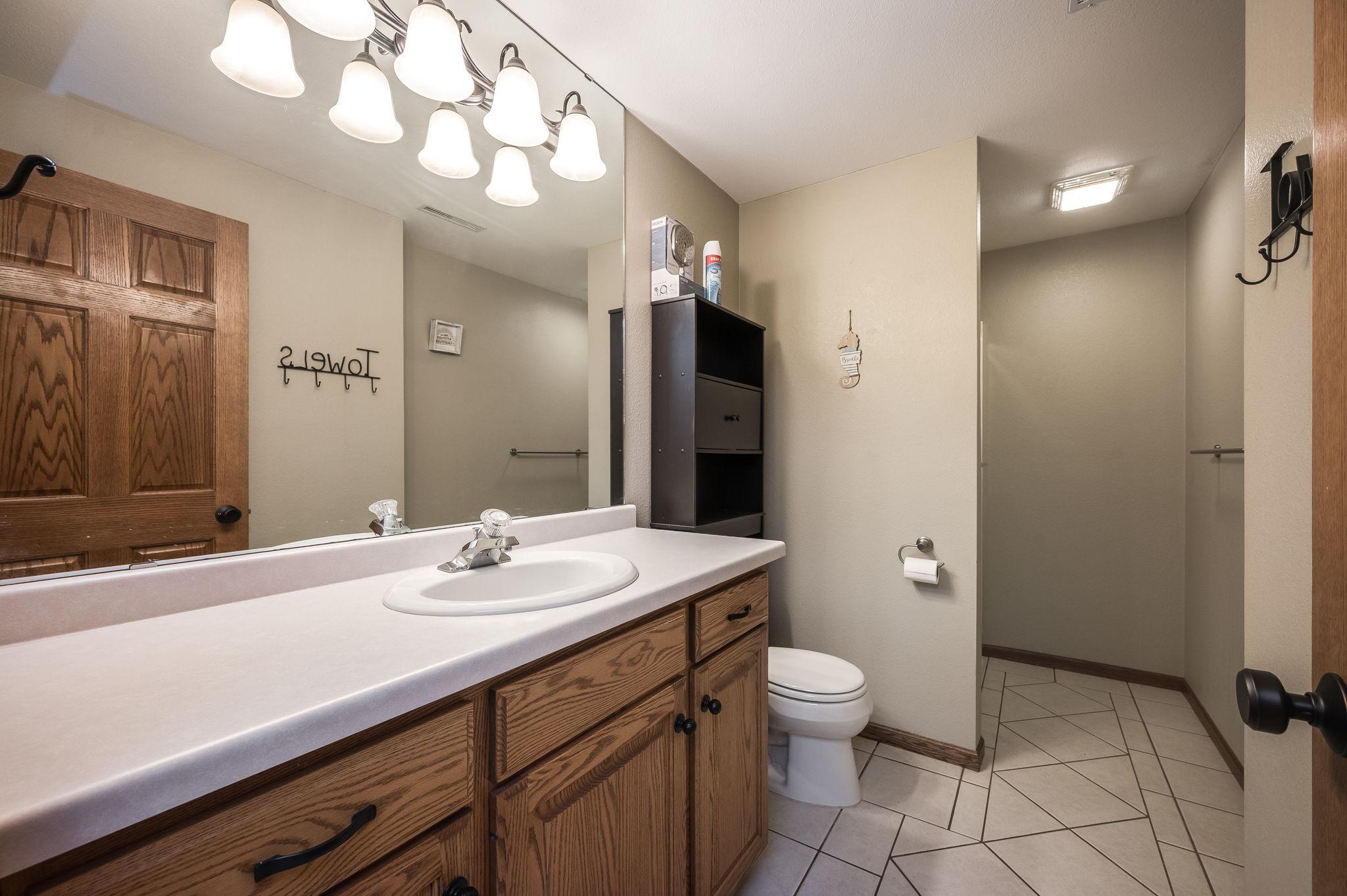 180 Joray Drive Property Photo 18