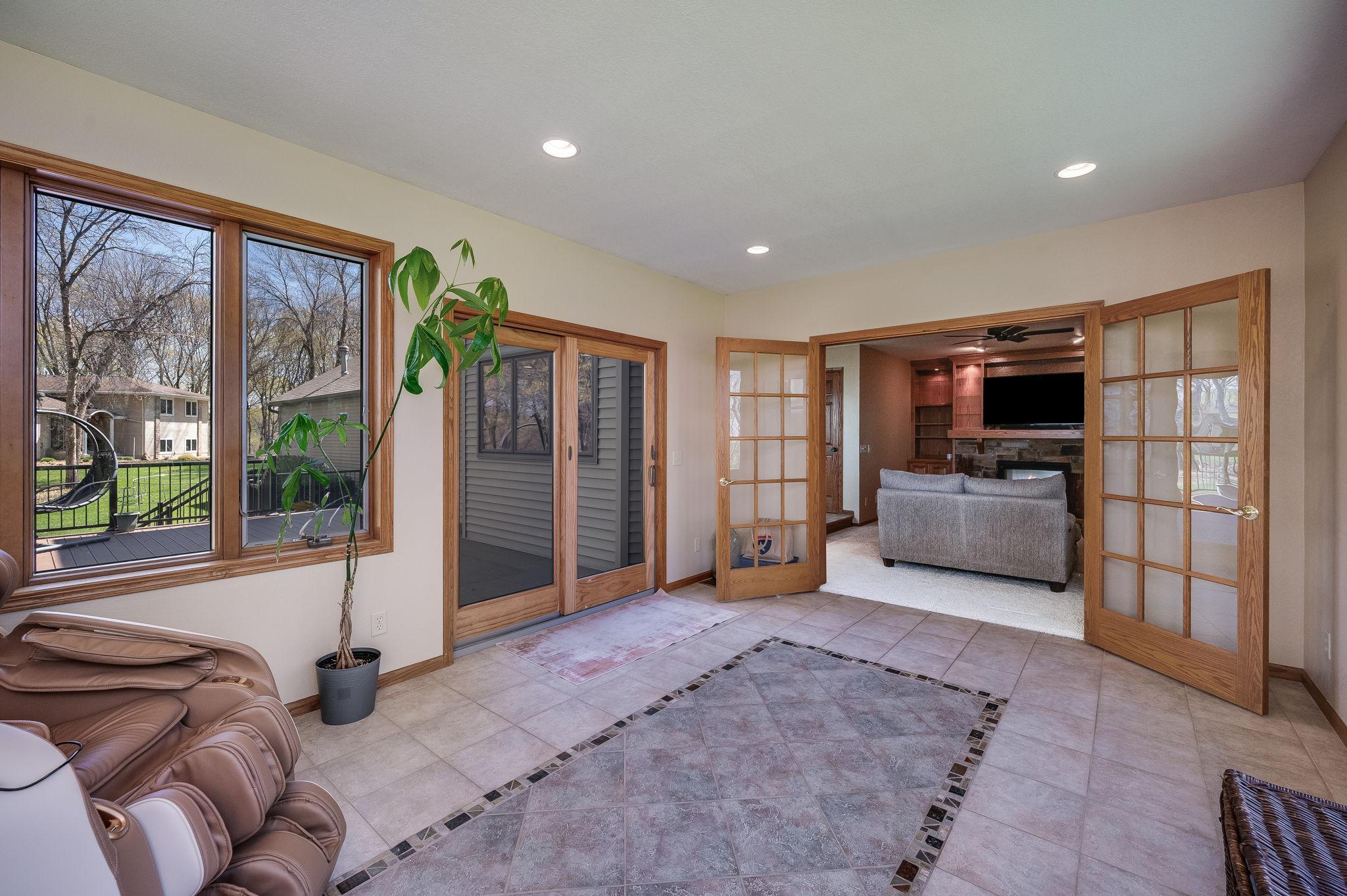 180 Joray Drive Property Photo 28