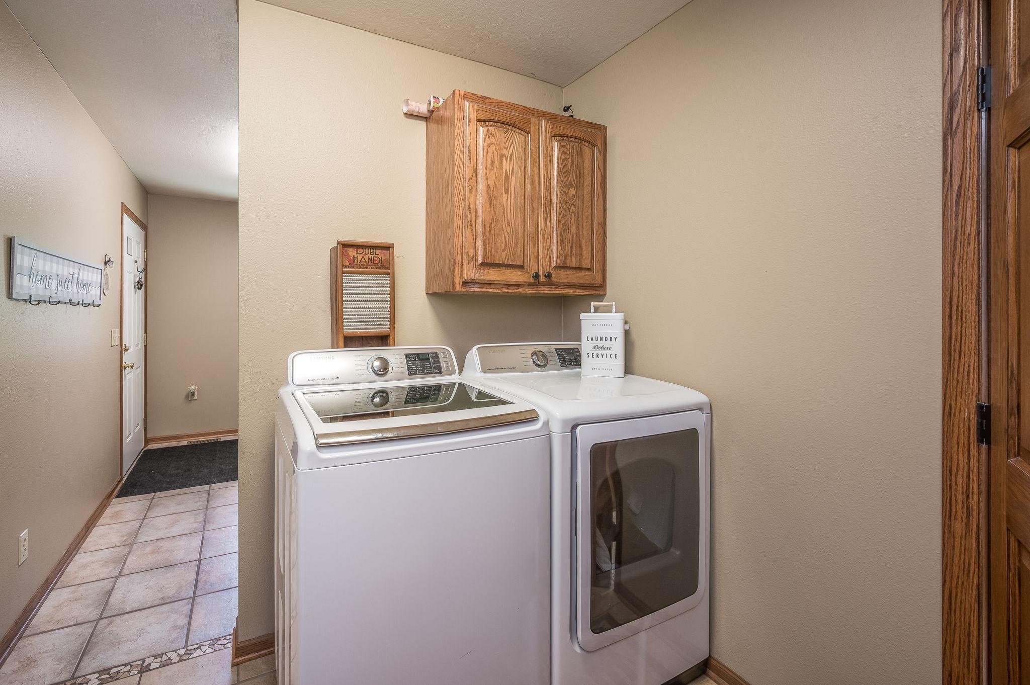 180 Joray Drive Property Photo 29
