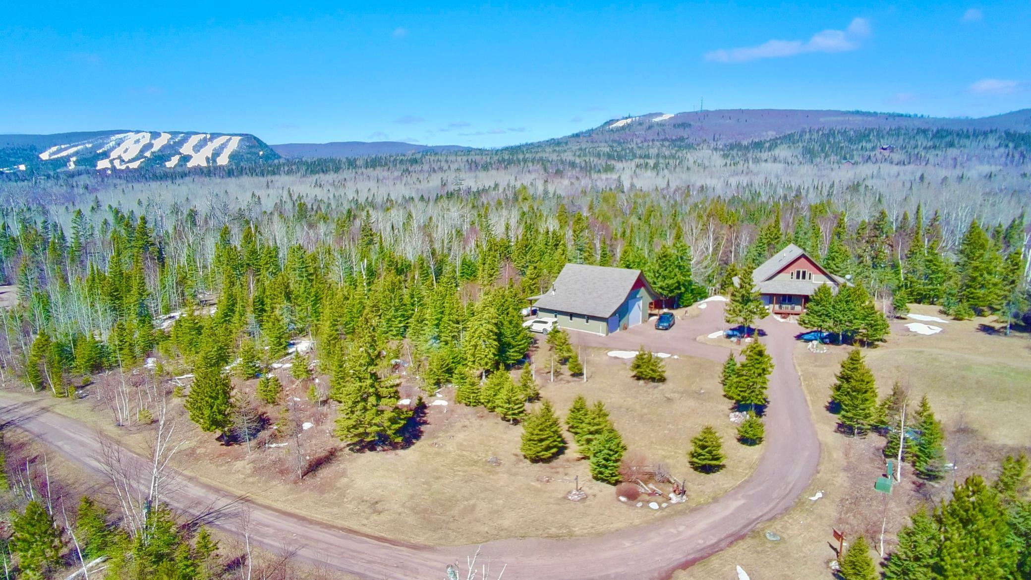 21 Turnagain Trail Property Photo 1