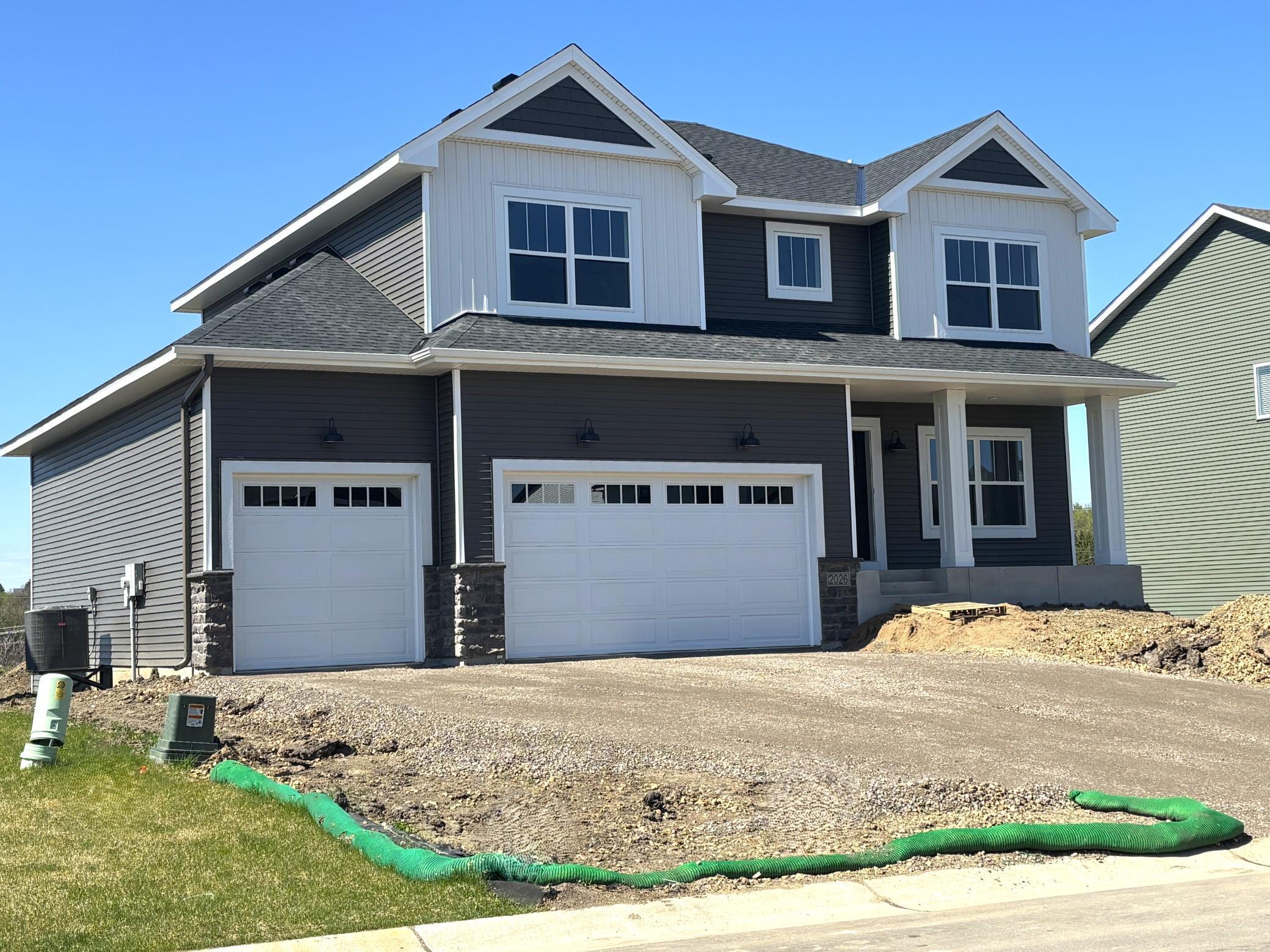 2026 Tamarack Road Property Photo 4