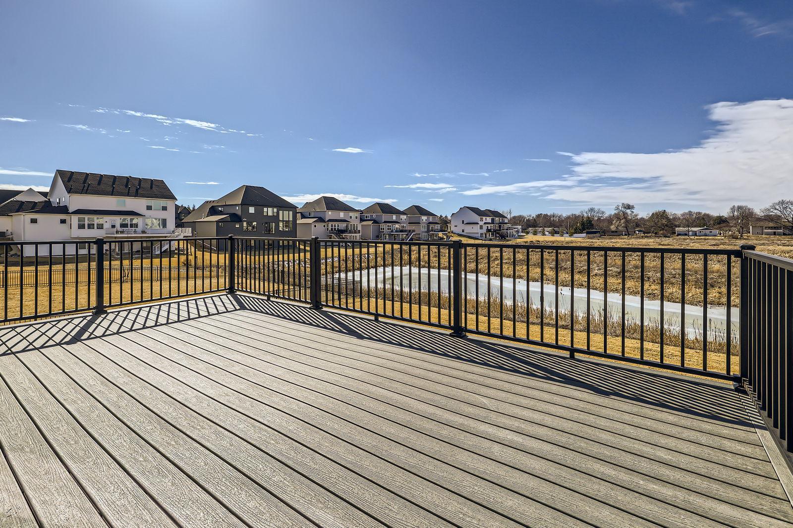 12985 Bauer Drive N Property Photo 37