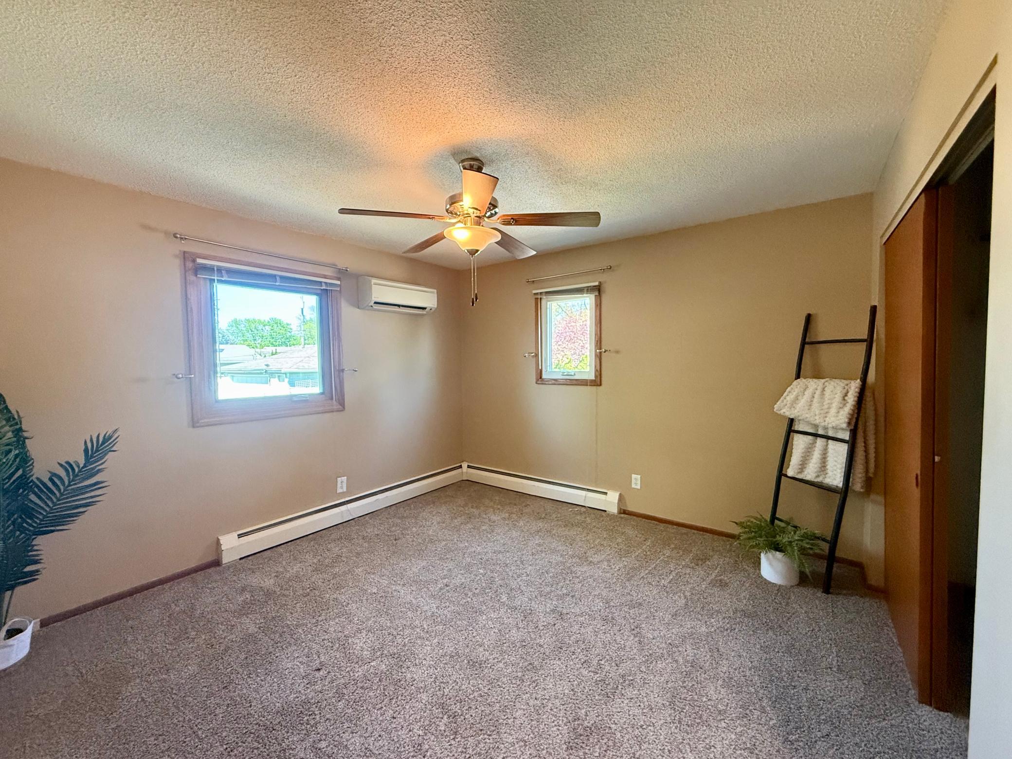 1621 40th Street Nw Property Photo 17