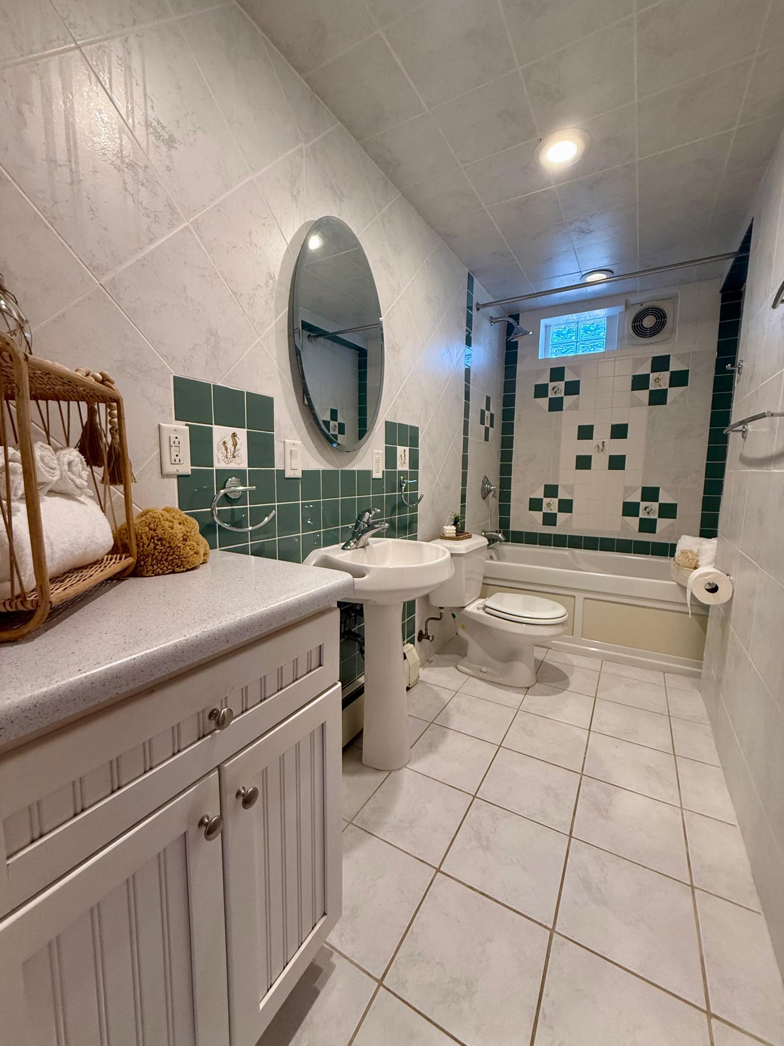 1621 40th Street Nw Property Photo 21
